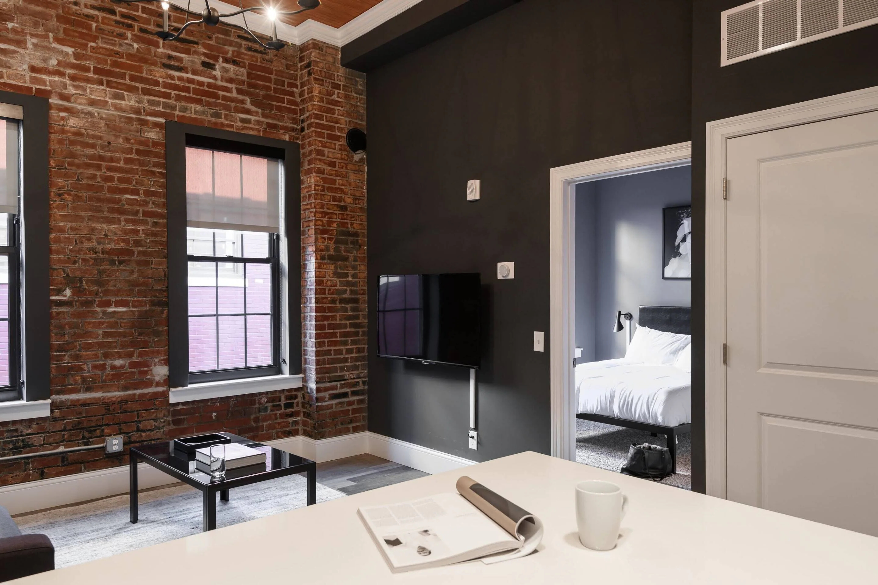 Bordeaux - Luxe LF Square Apts with Rooftop by Zencity Bordeaux - Luxe LF Square Apts with Rooftop by Zencity