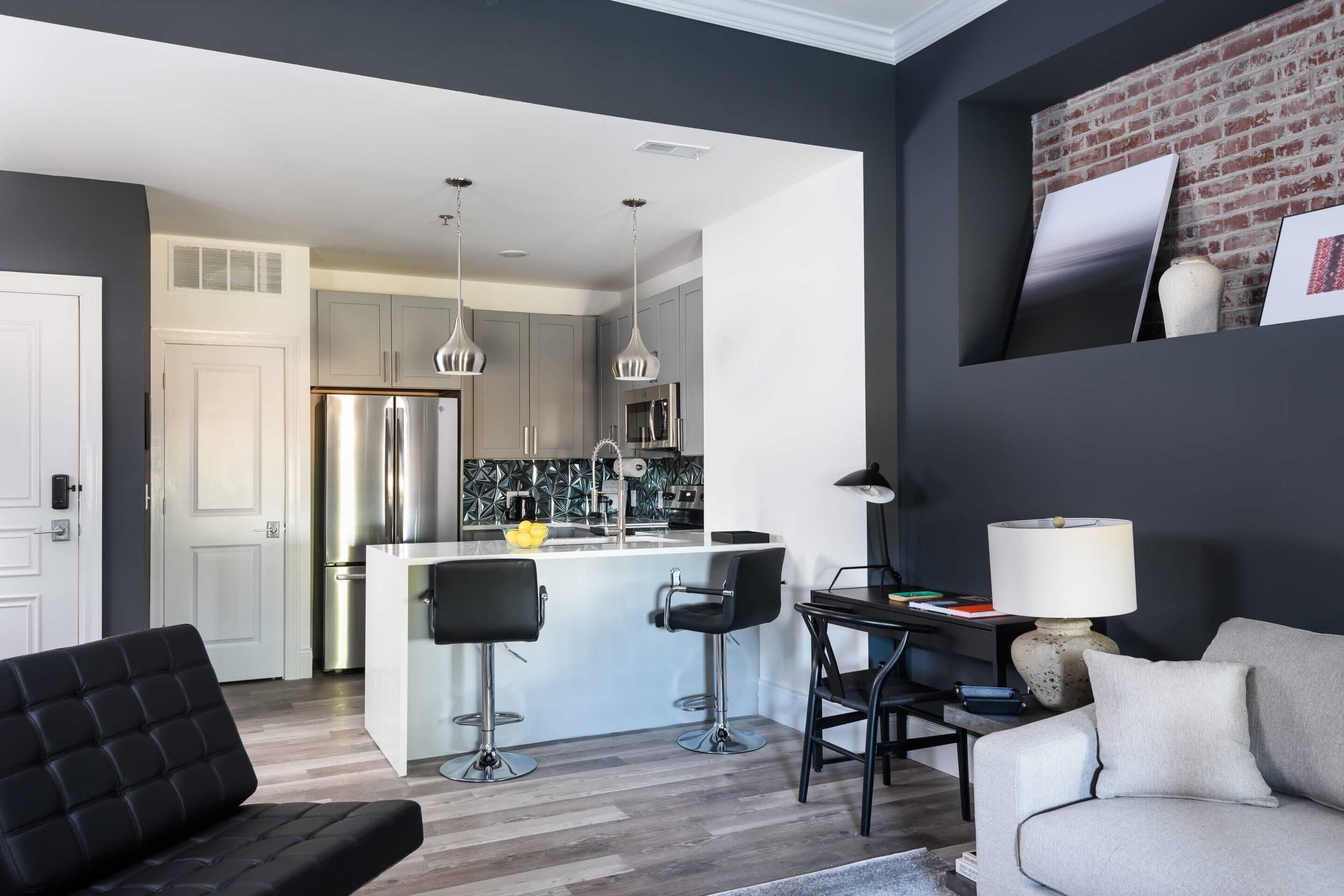 Bordeaux - Luxe LF Square Apts with Rooftop by Zencity Bordeaux - Luxe LF Square Apts with Rooftop by Zencity