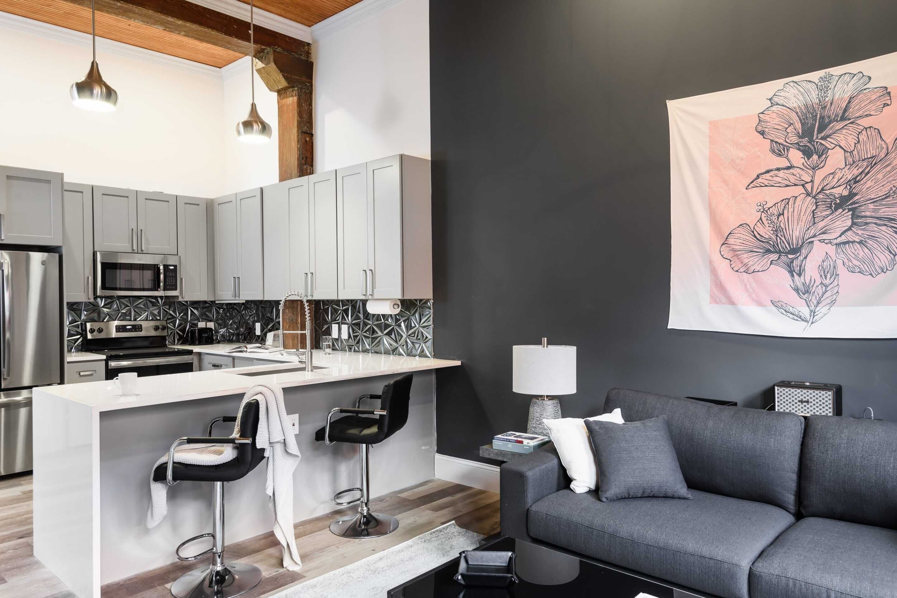 Bordeaux - Luxe LF Square Apts with Rooftop by Zencity Bordeaux - Luxe LF Square Apts with Rooftop by Zencity