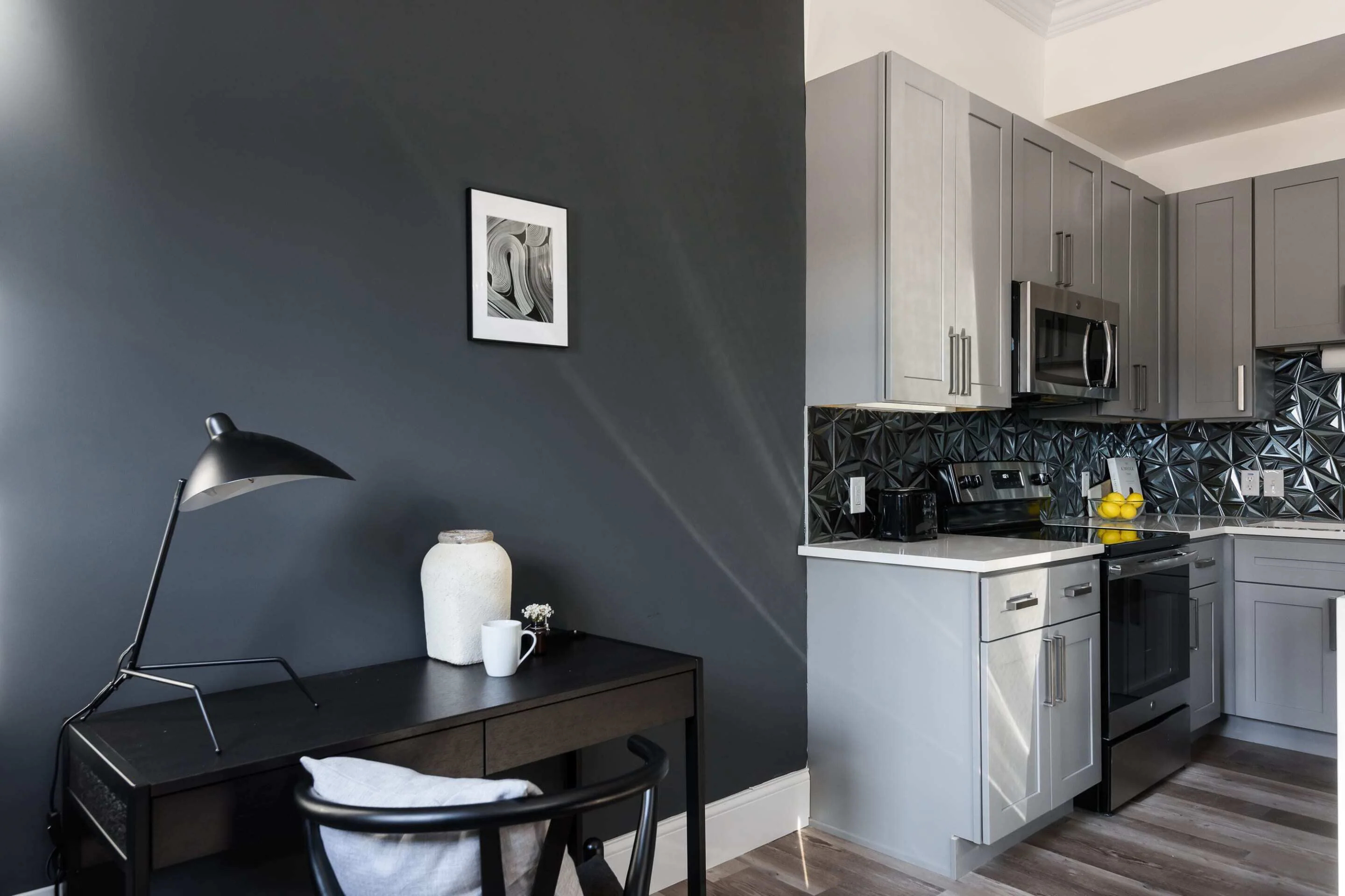 Bordeaux - Luxe LF Square Apts with Rooftop by Zencity Bordeaux - Luxe LF Square Apts with Rooftop by Zencity