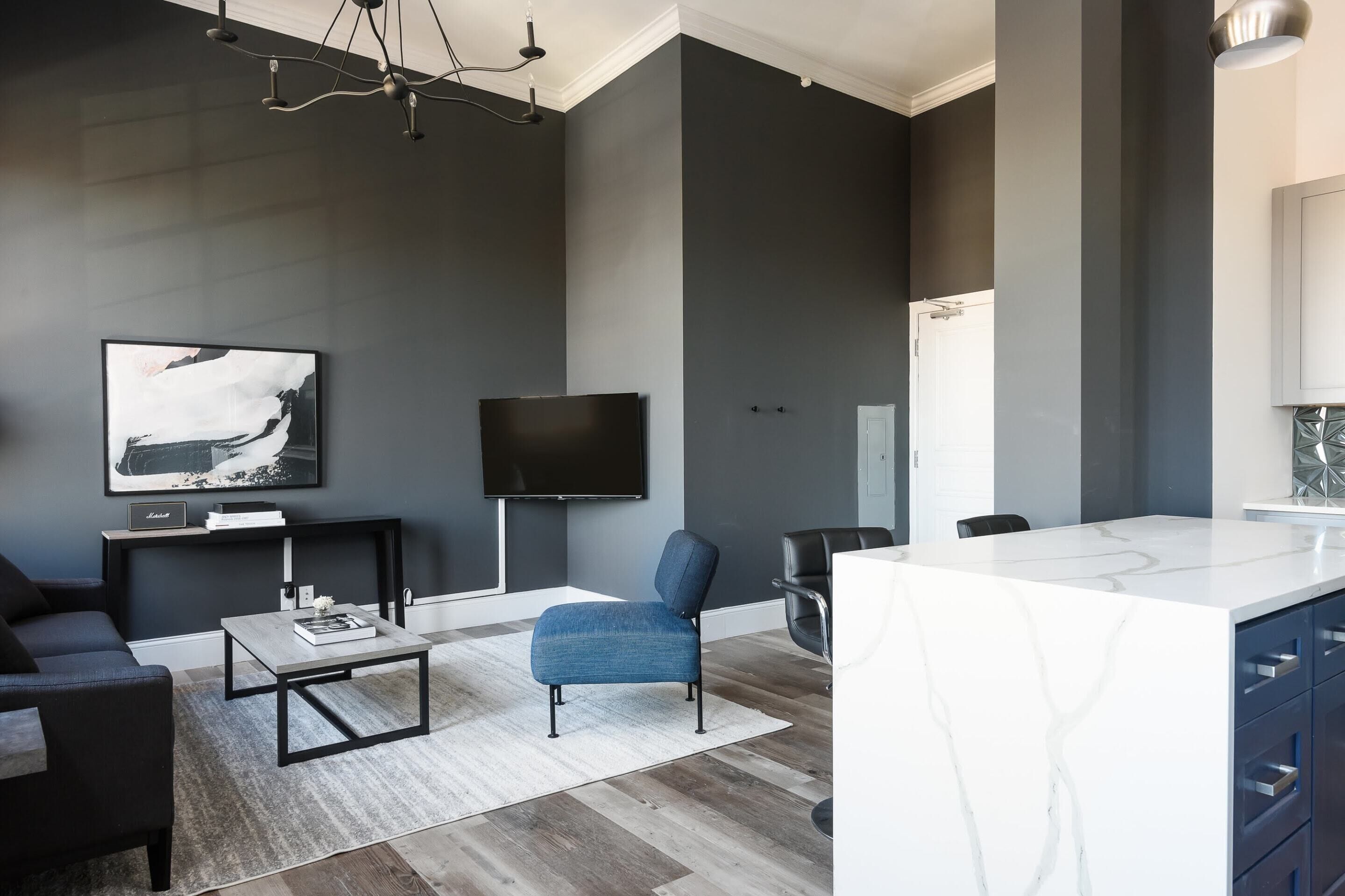 Bordeaux - Luxe LF Square Apts with Rooftop by Zencity Bordeaux - Luxe LF Square Apts with Rooftop by Zencity