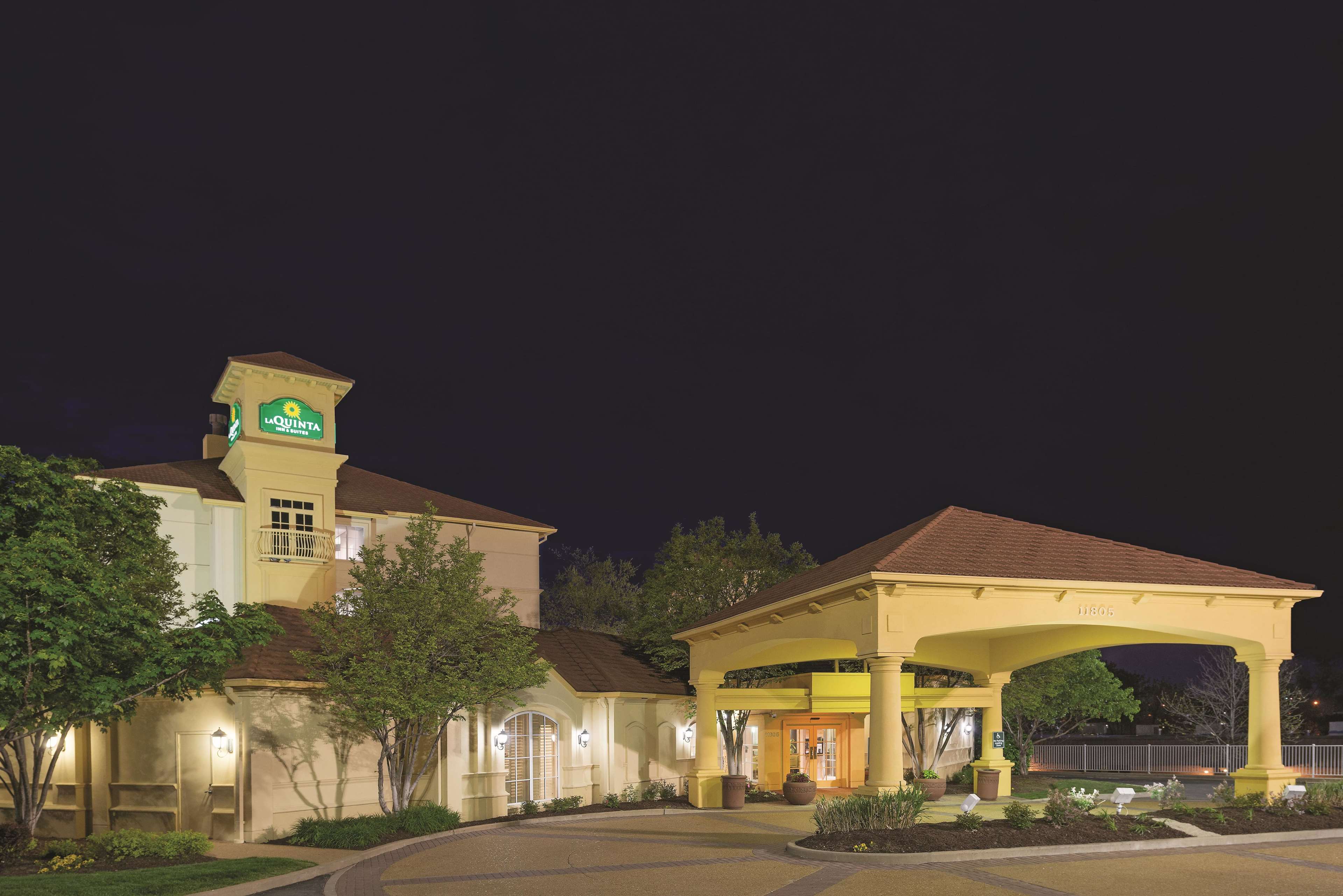 La Quinta Inn & Suites by Wyndham St. Louis Westport