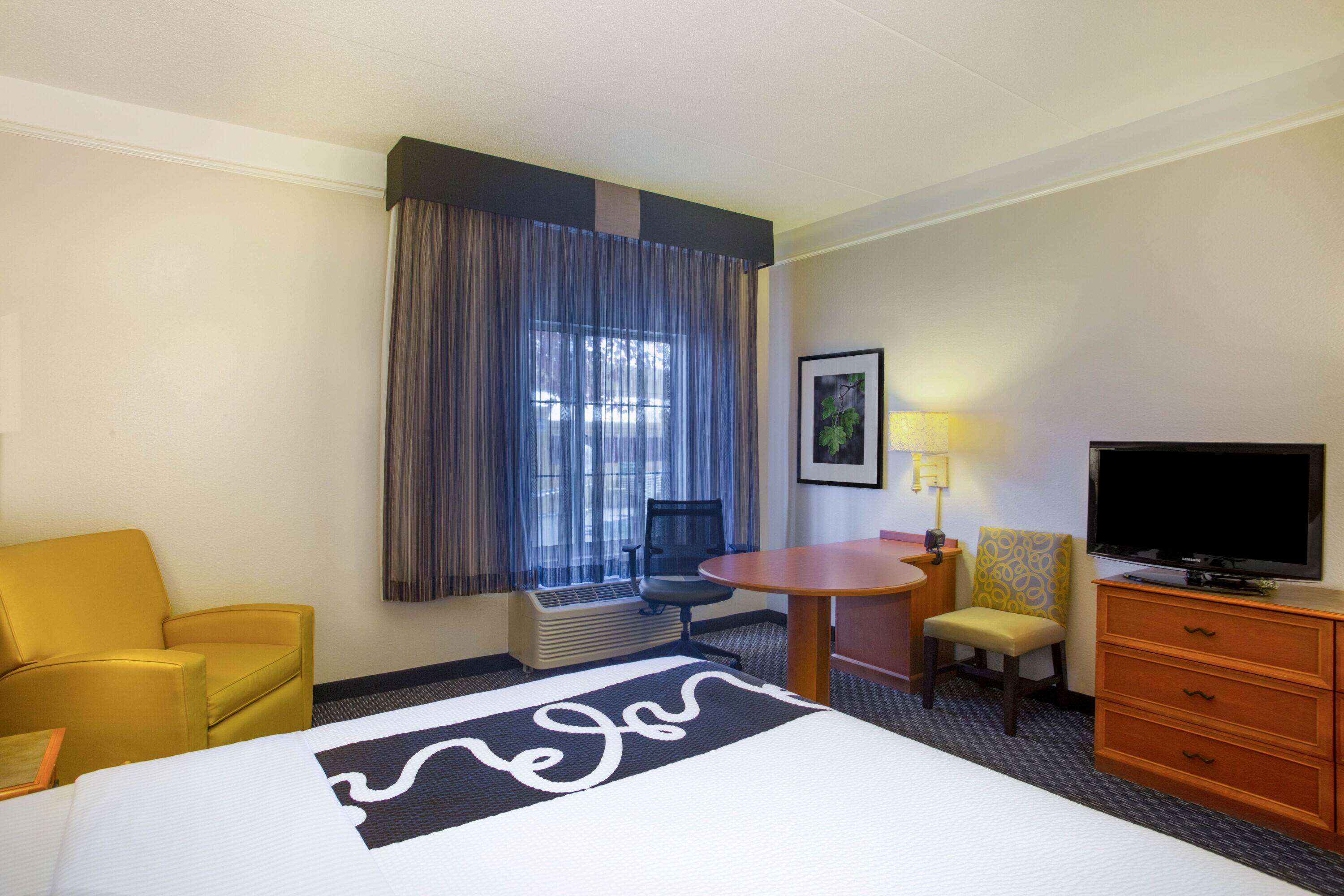 La Quinta Inn & Suites by Wyndham St. Louis Westport