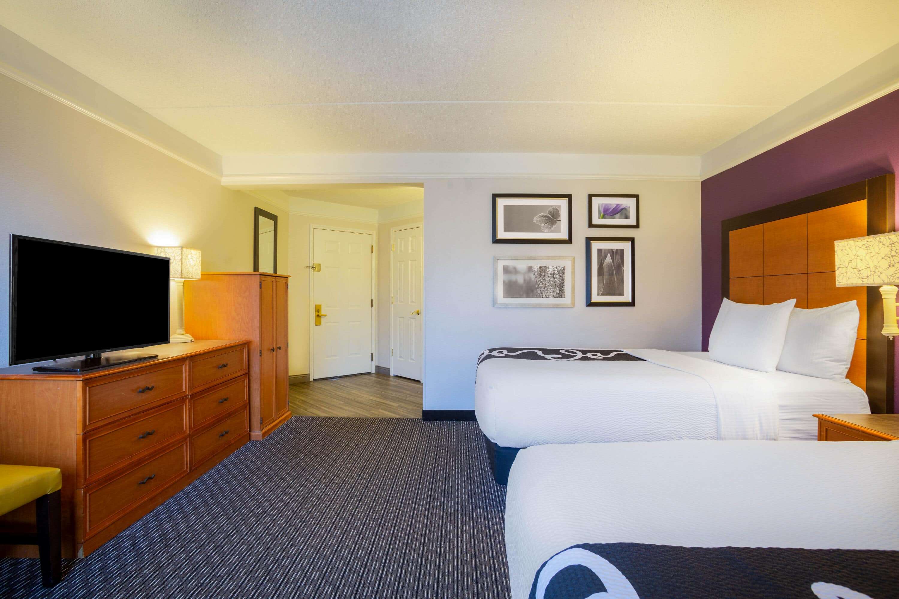 La Quinta Inn & Suites by Wyndham St. Louis Westport
