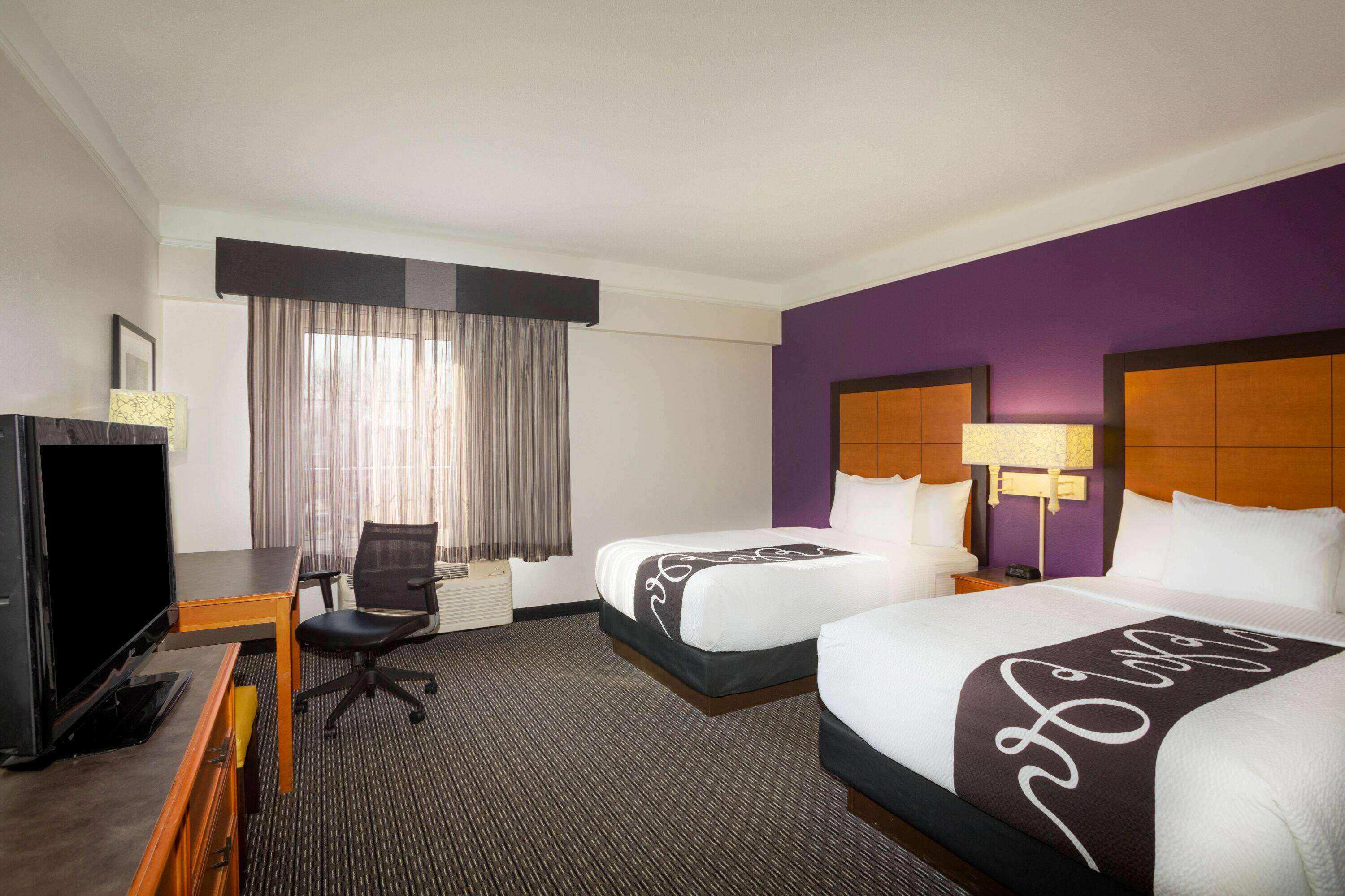 La Quinta Inn & Suites by Wyndham St. Louis Westport