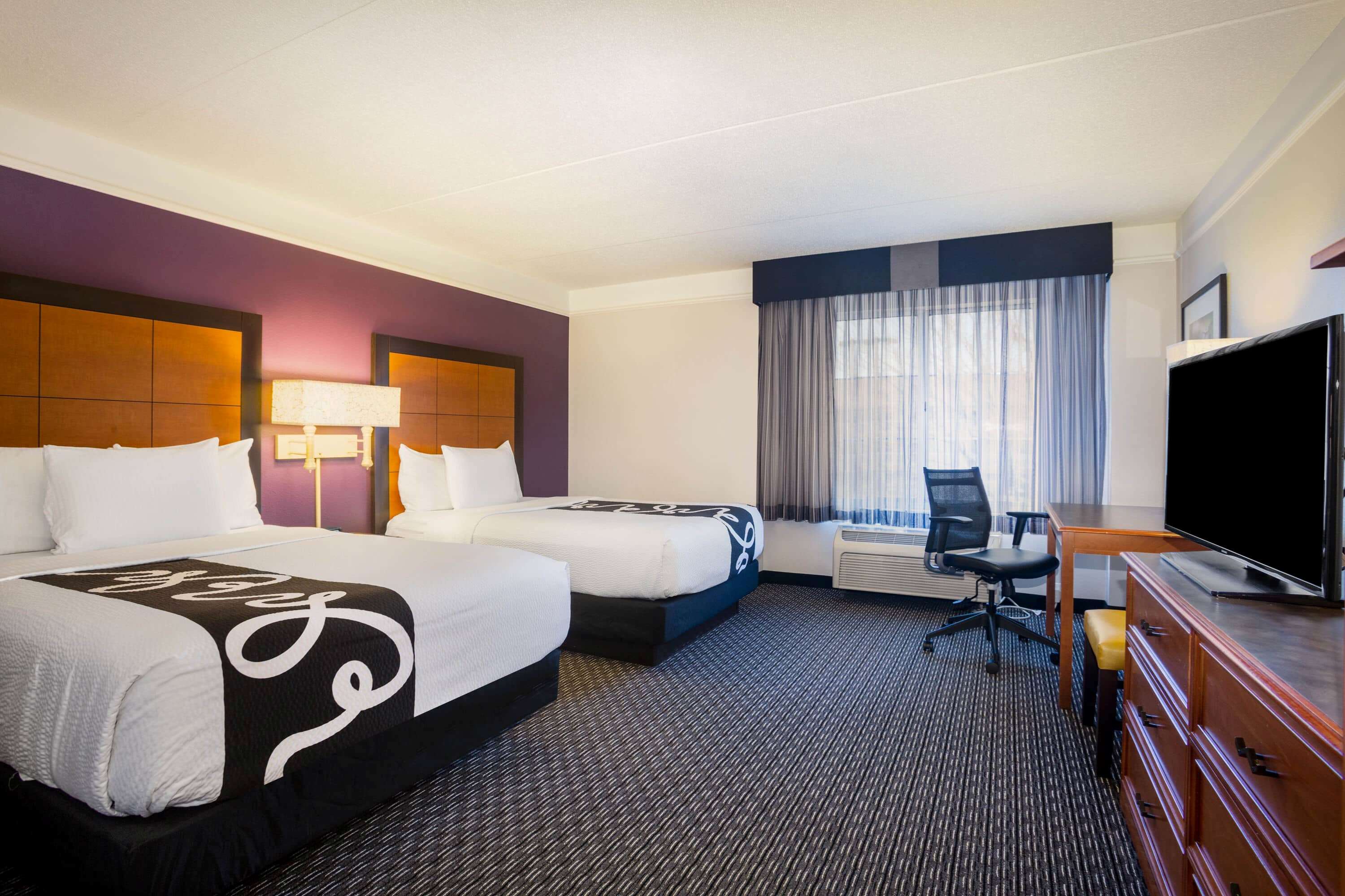 La Quinta Inn & Suites by Wyndham St. Louis Westport