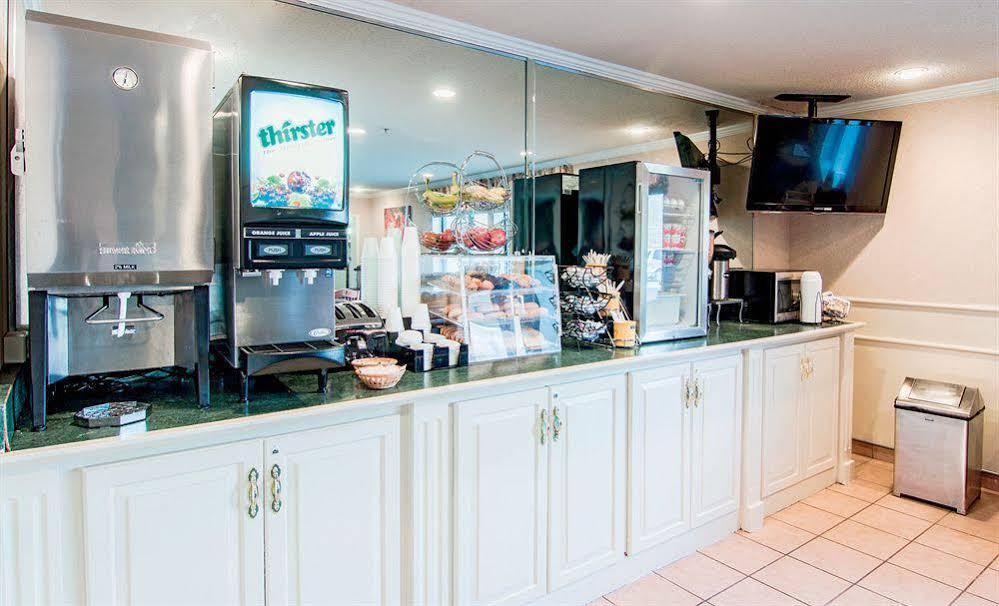 Motel 6 Maryland Heights