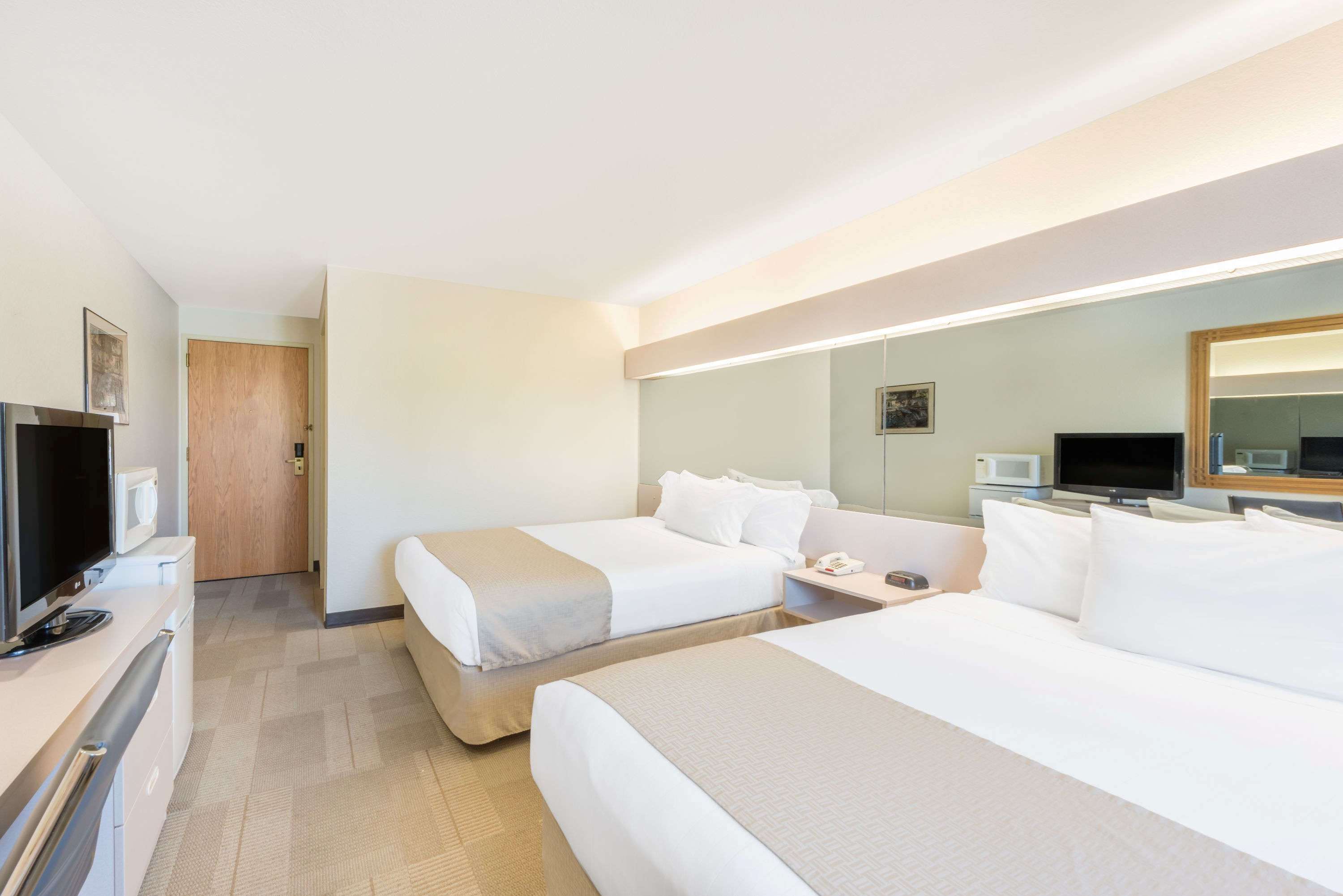 Microtel Inn & Suites by Wyndham Sainte Genevieve