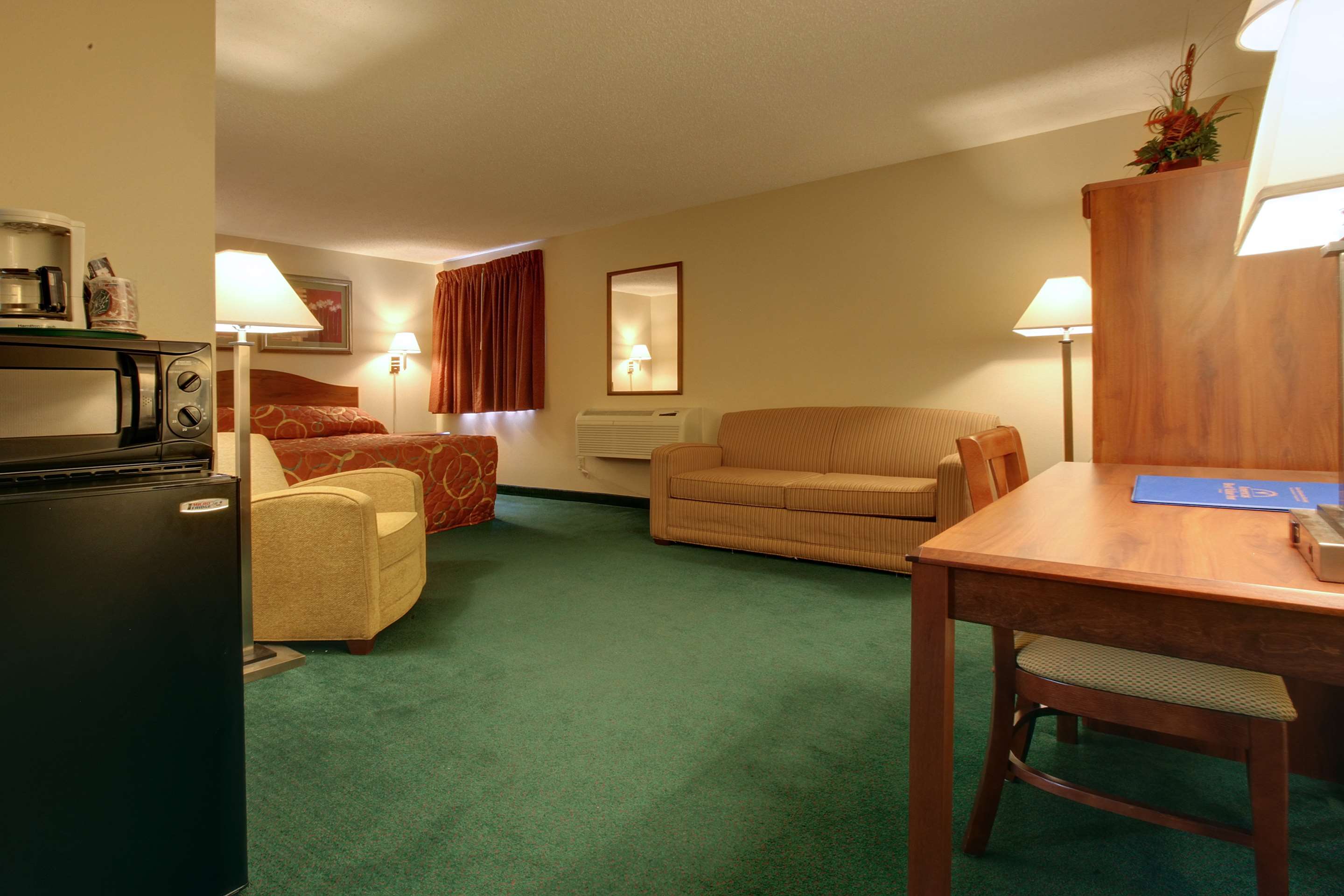 Americas Best Value Inn St. Louis South