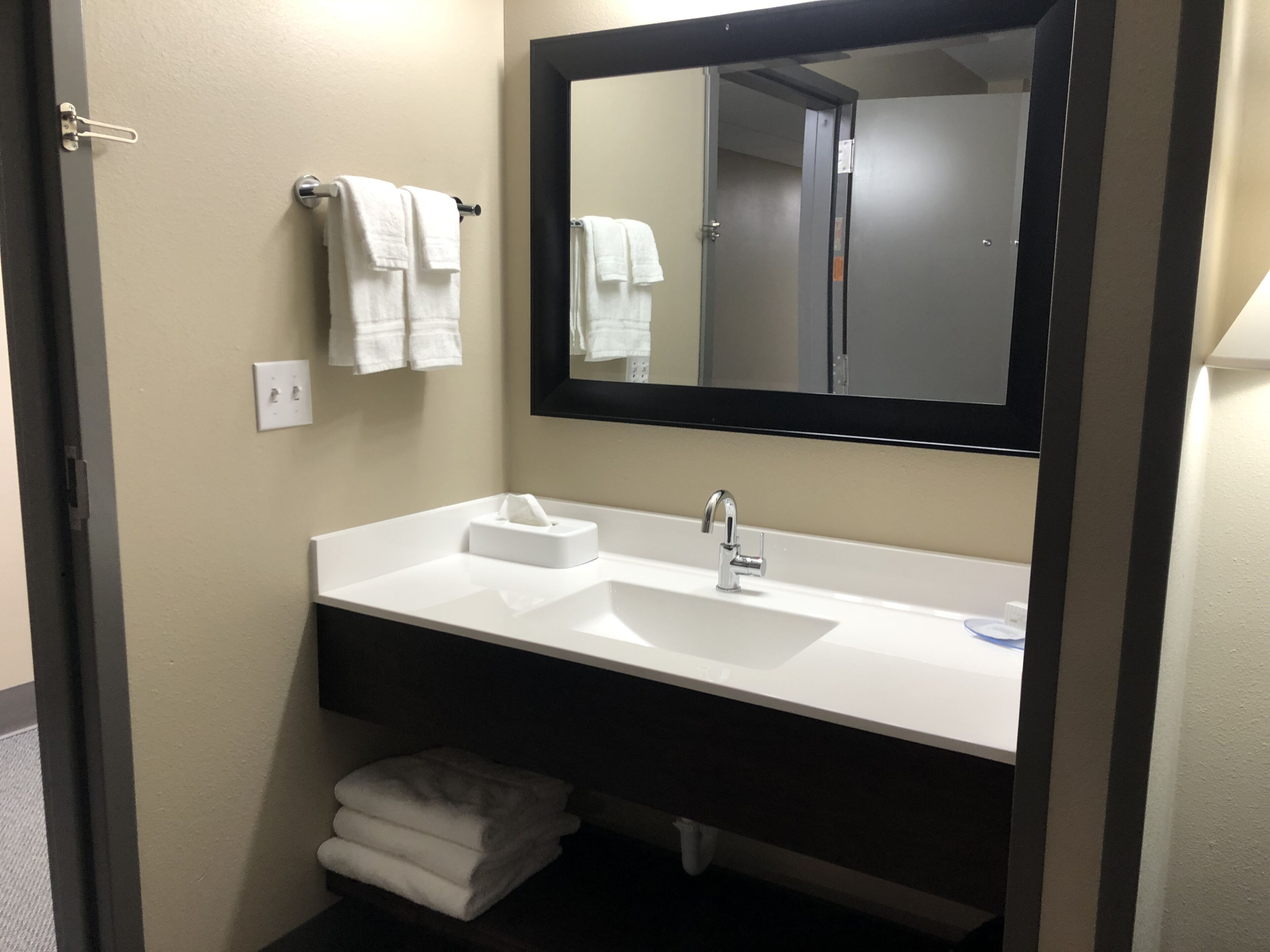 Cobblestone Inn & Suites Trenton