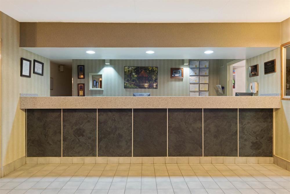 Travelodge Diamond Inn
