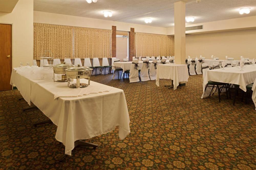 Travelodge Diamond Inn