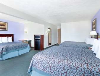 Days Inn by Wyndham Warrensburg