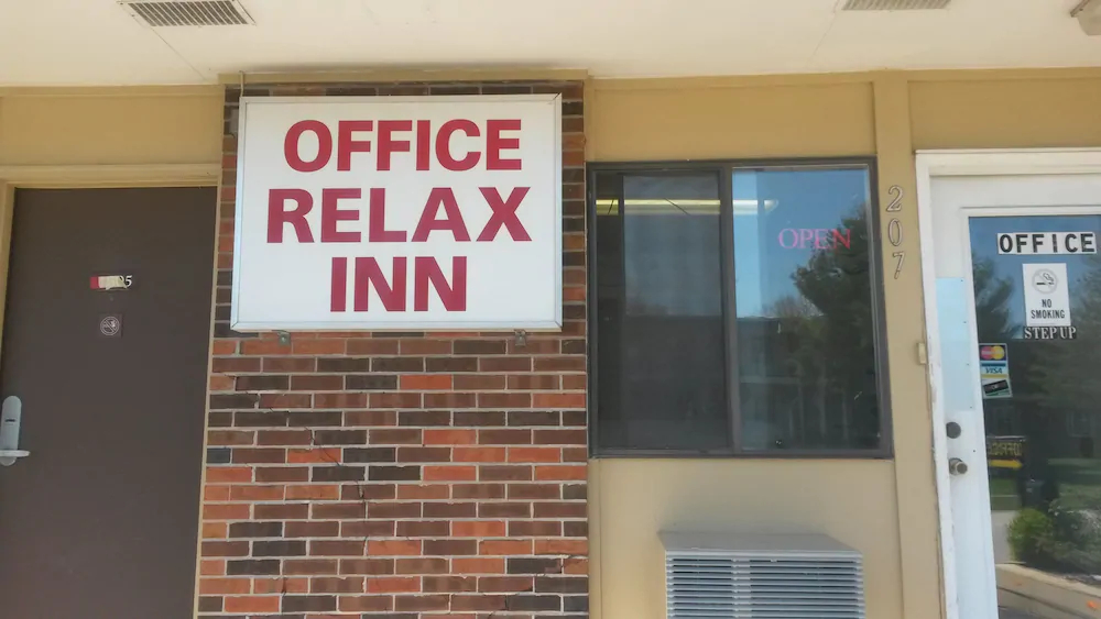 Relax Inn Warrenton