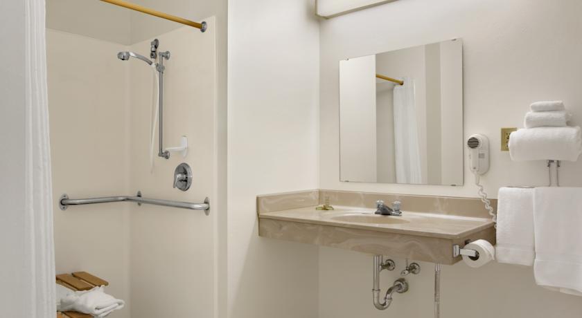 Super 8 by Wyndham Washington