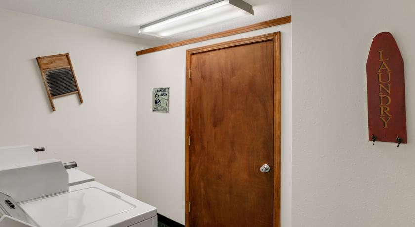 Super 8 by Wyndham Washington