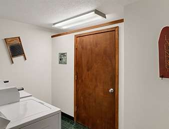 Super 8 by Wyndham Washington