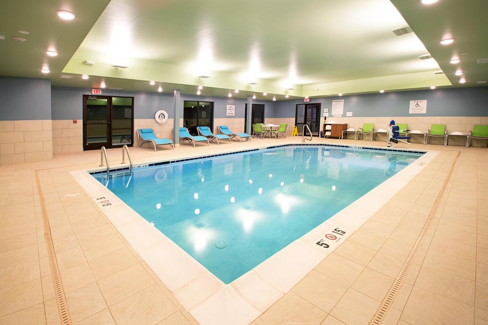 Holiday Inn Express & Suites Wentzville St Louis West