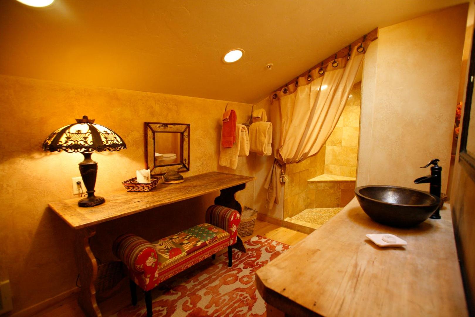 Swan River Inn