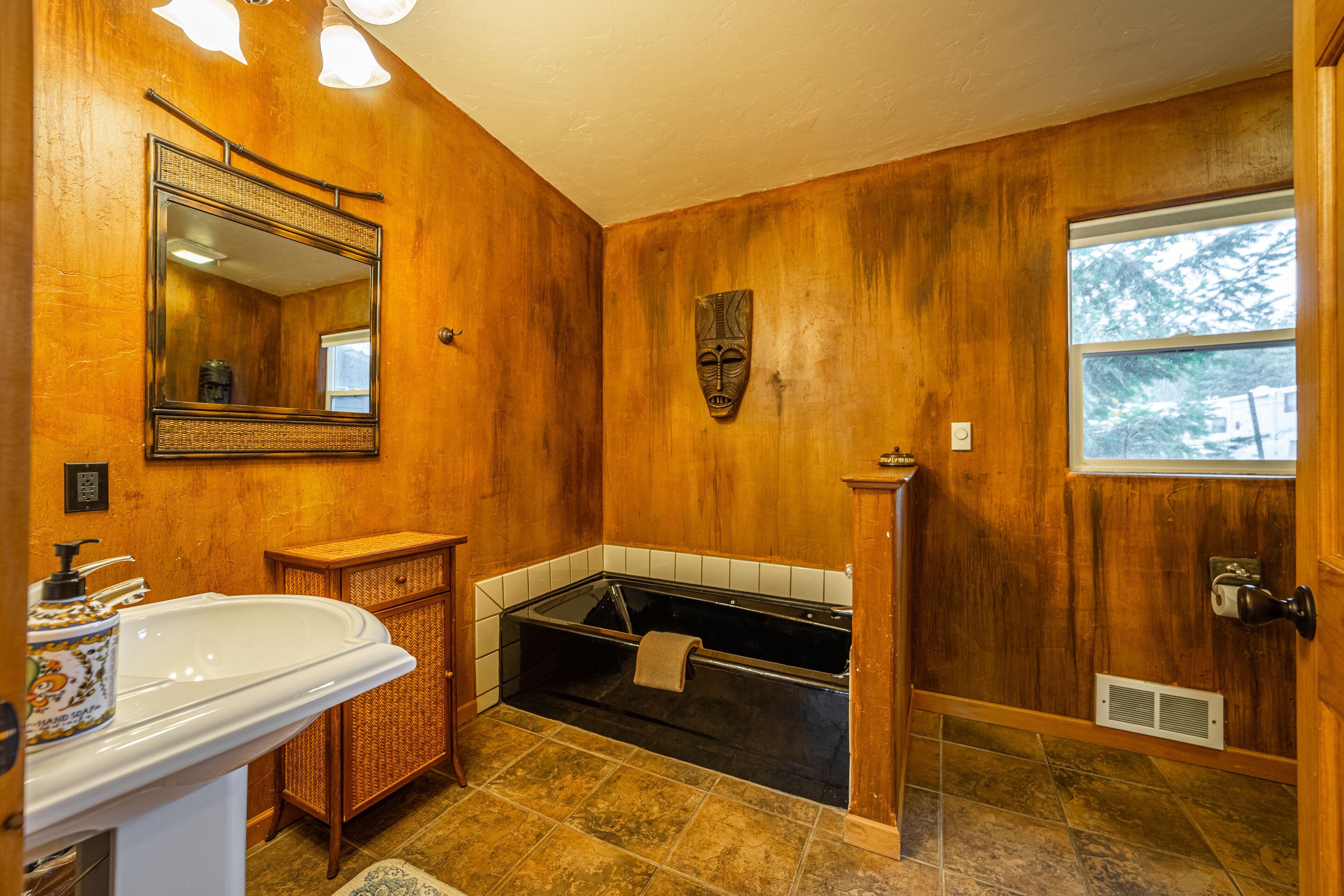 The Islander Inn