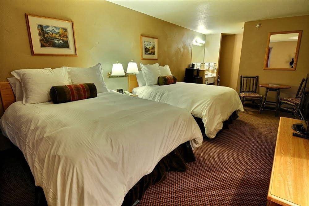Whitewater Inn