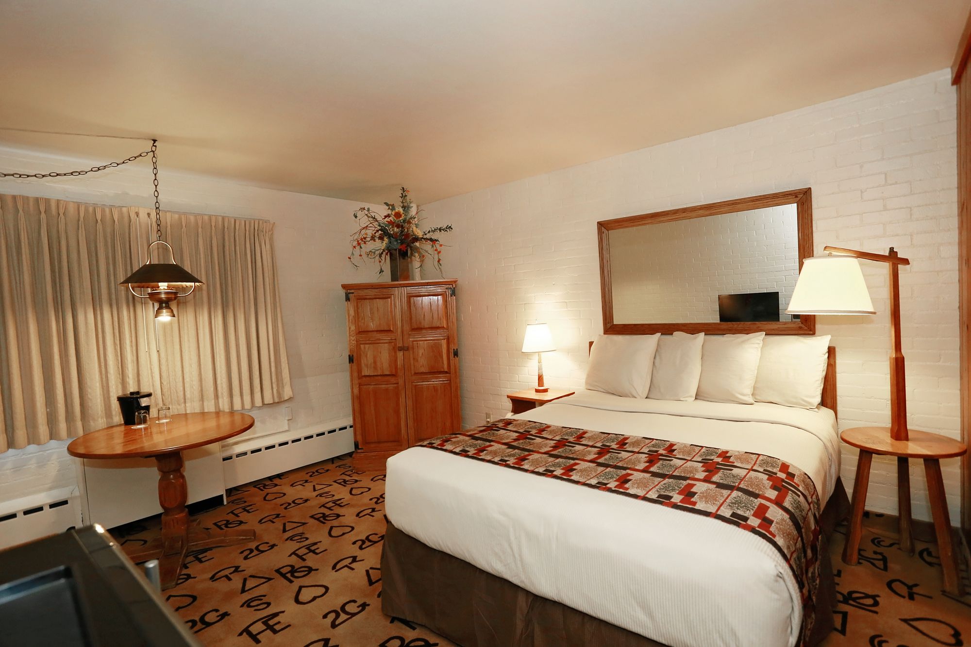 Dude Rancher Lodge