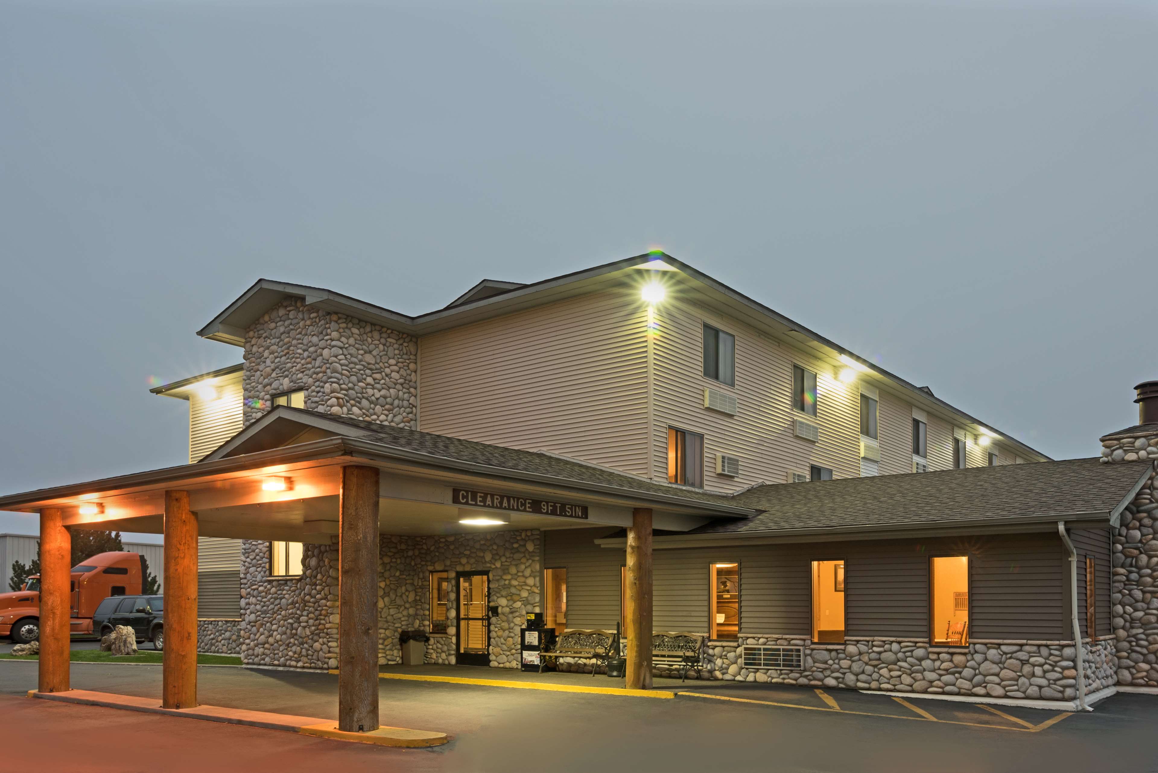 Super 8 by Wyndham Billings