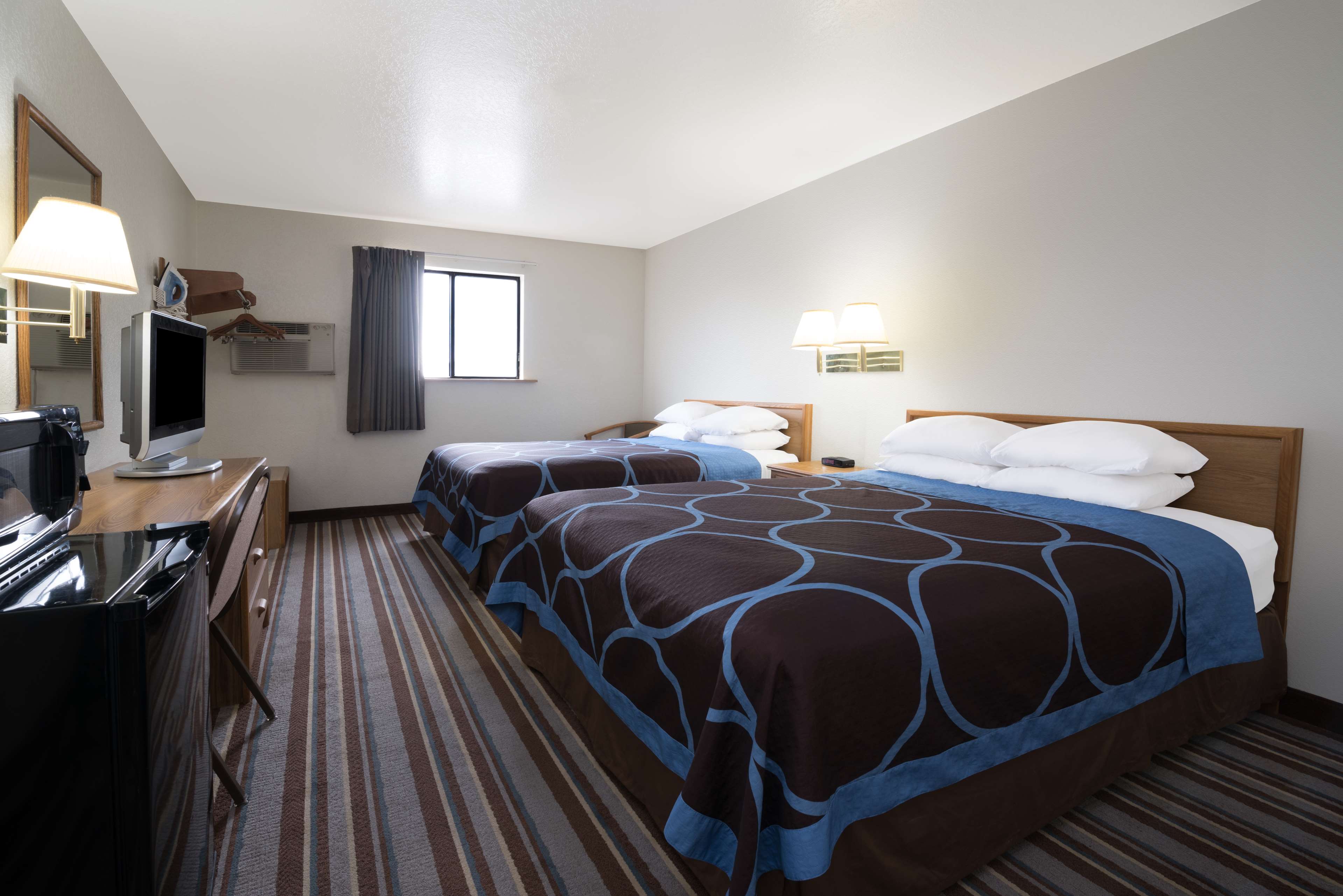 Super 8 by Wyndham Billings