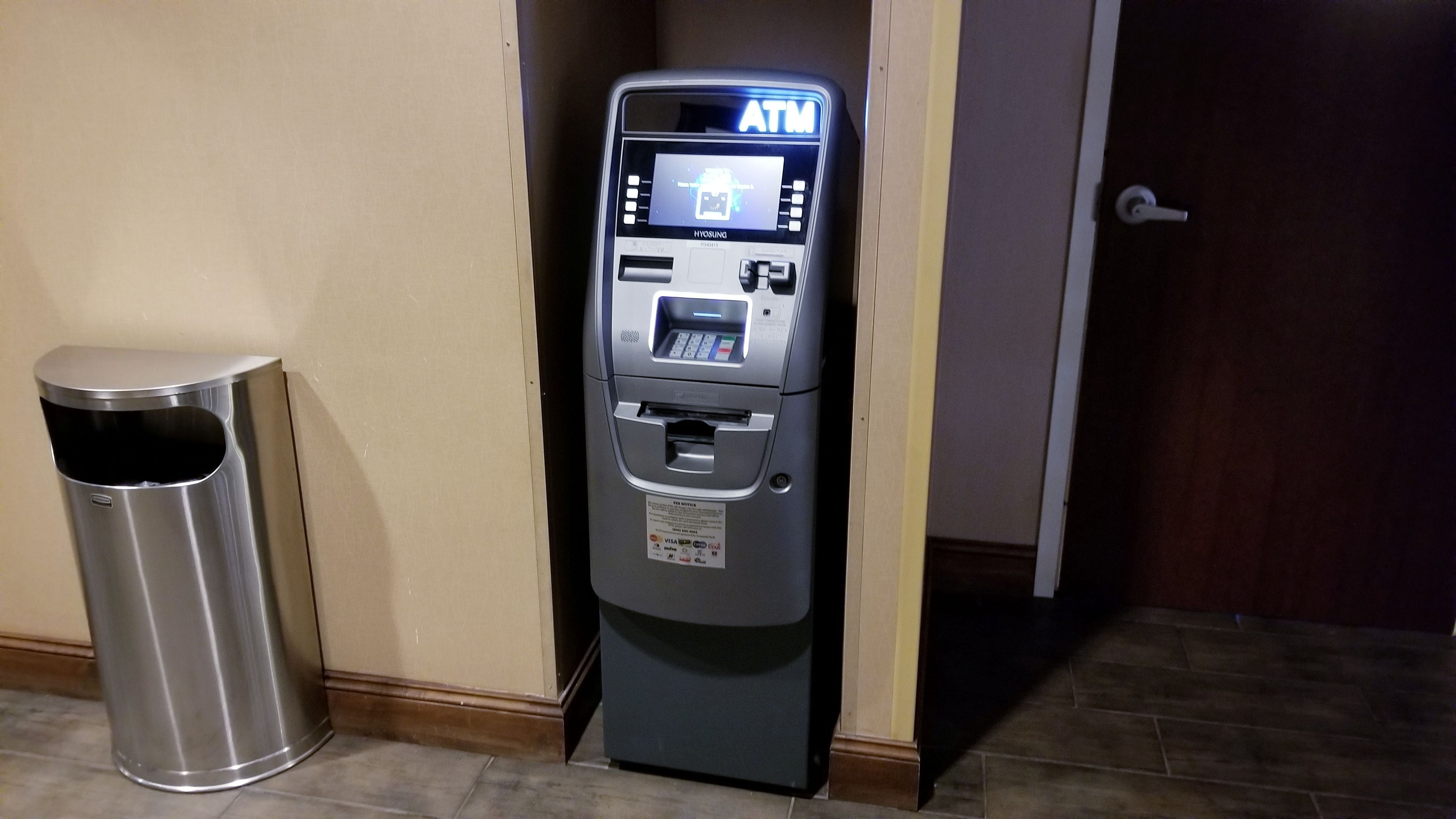 Glacier Peaks Hotel & Casino