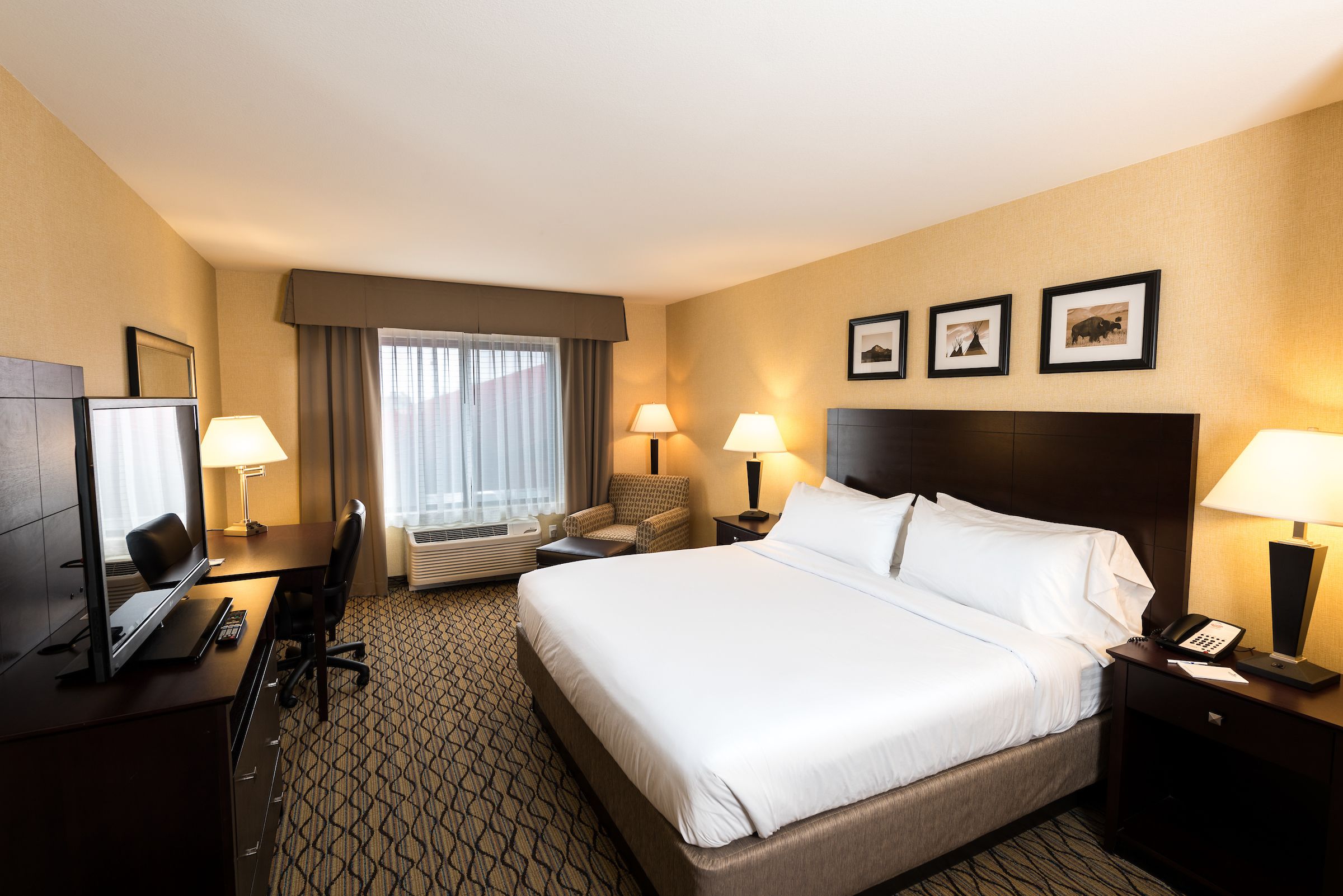 Glacier Peaks Hotel & Casino
