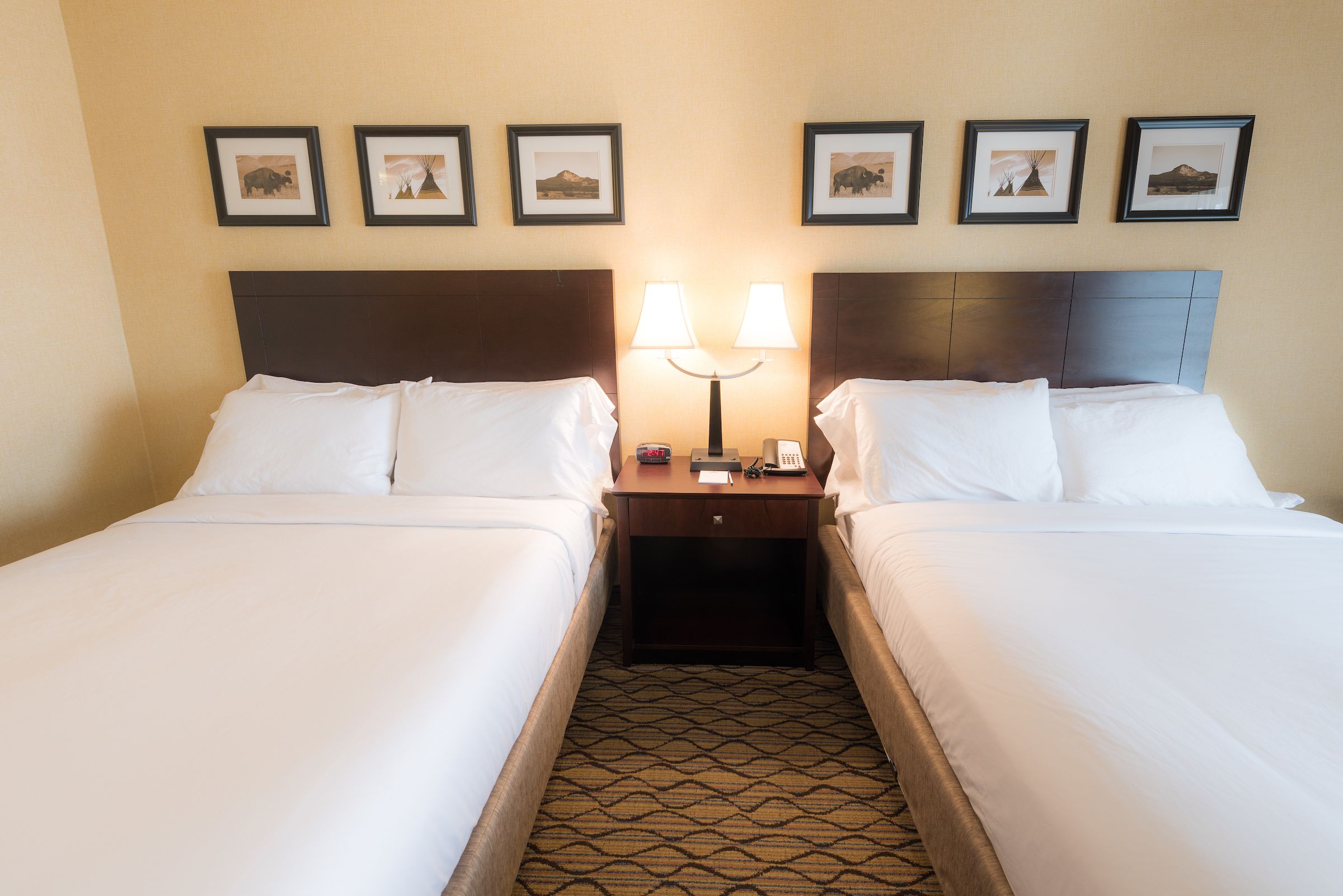 Glacier Peaks Hotel & Casino