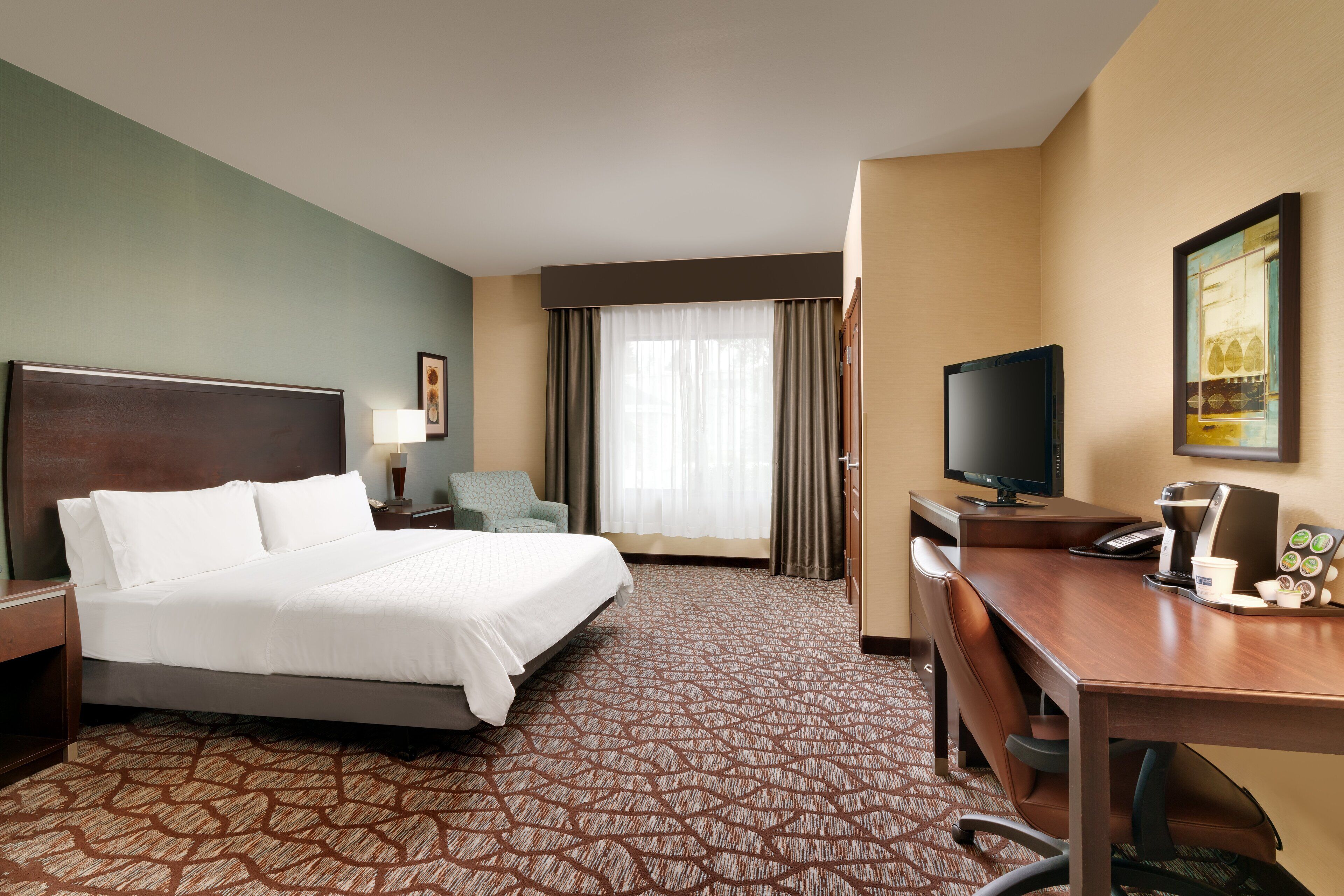 Holiday Inn Express & Suites Butte SE