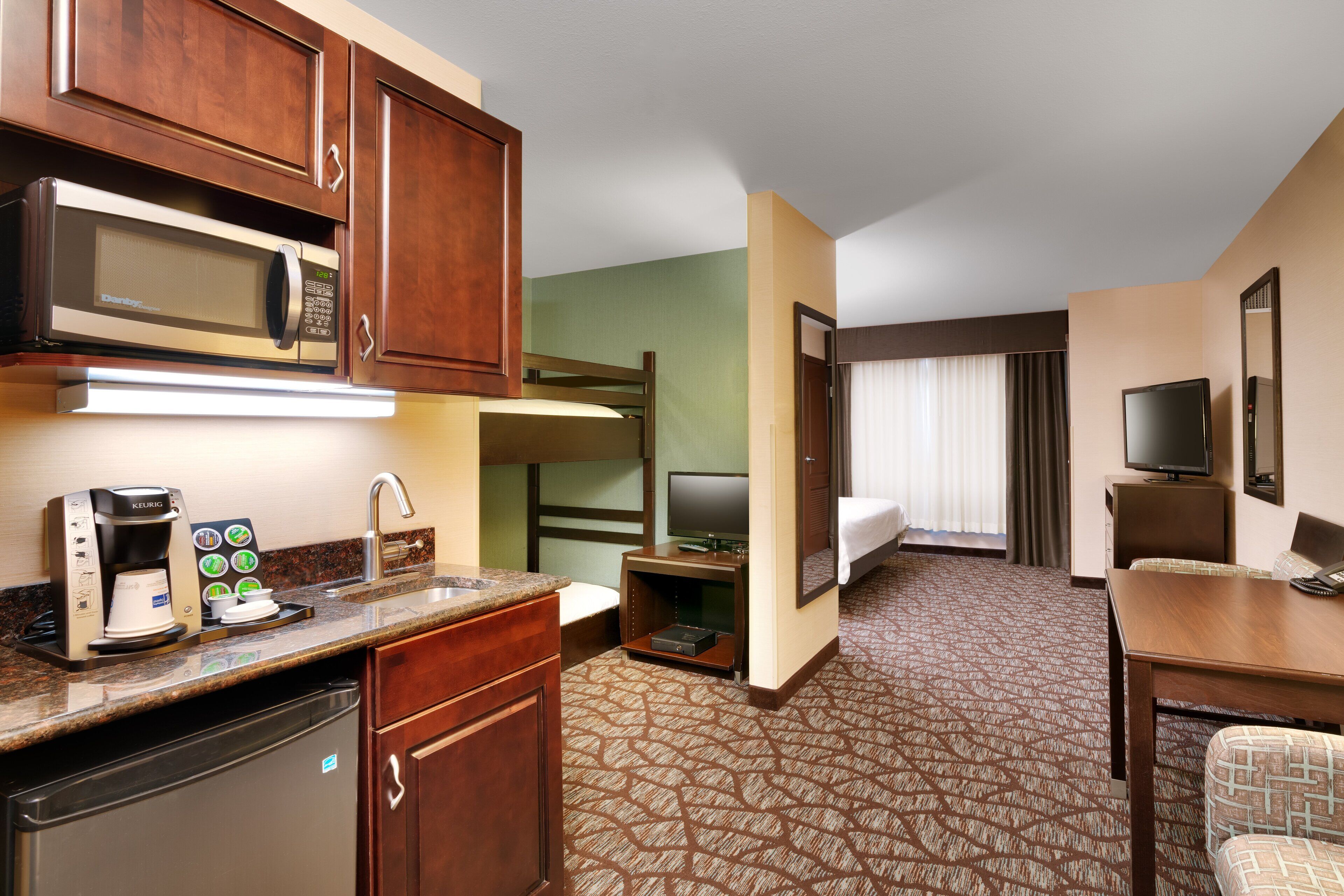 Holiday Inn Express & Suites Butte SE