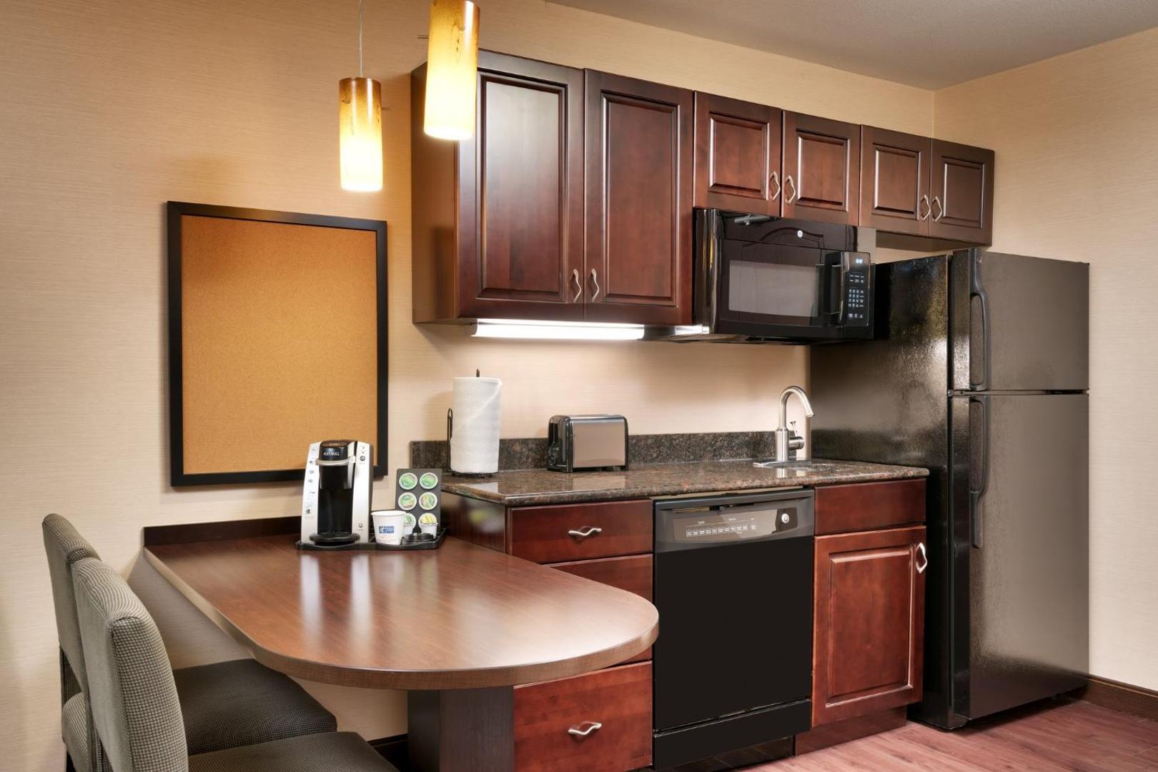 Holiday Inn Express & Suites Butte SE