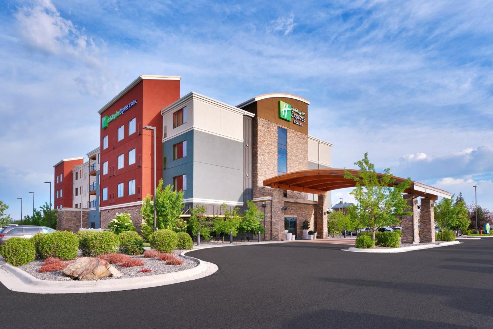Holiday Inn Express & Suites Butte SE