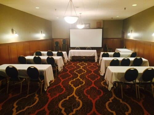 Studio 6 Suites Butte MT I-90 I-15