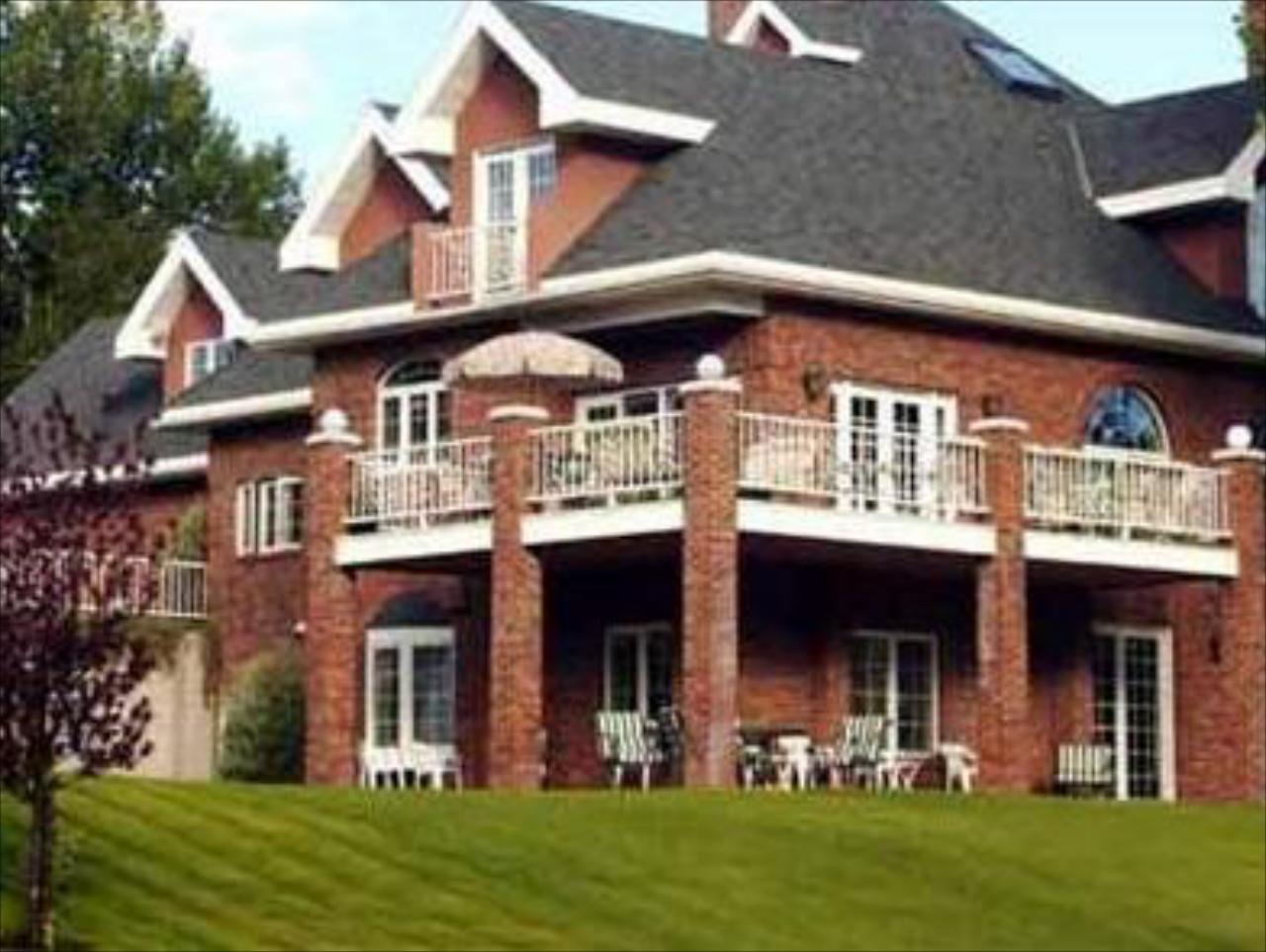 Toad Hall Manor Bed and Breakfast