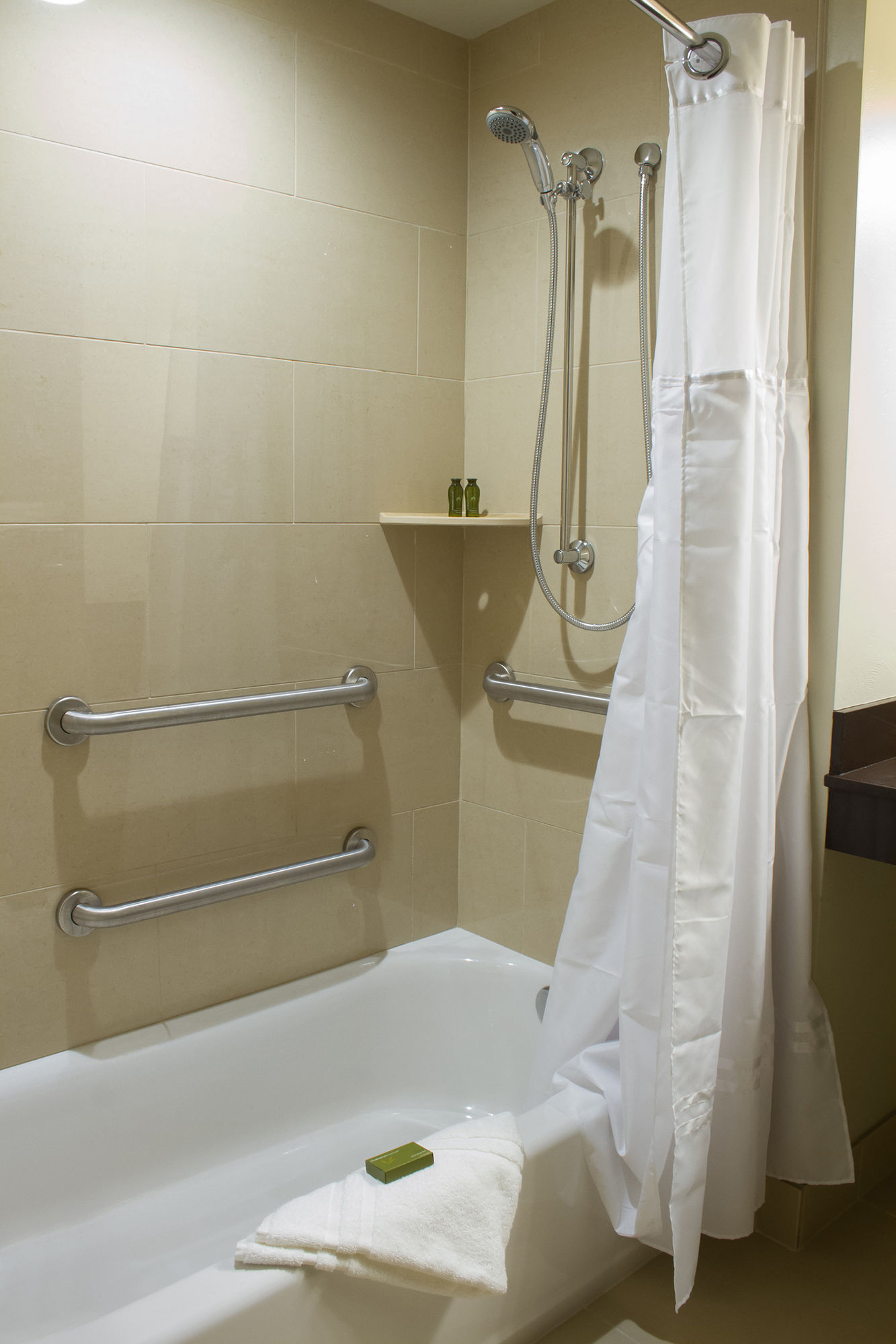 Cedar Creek Lodge Hotel