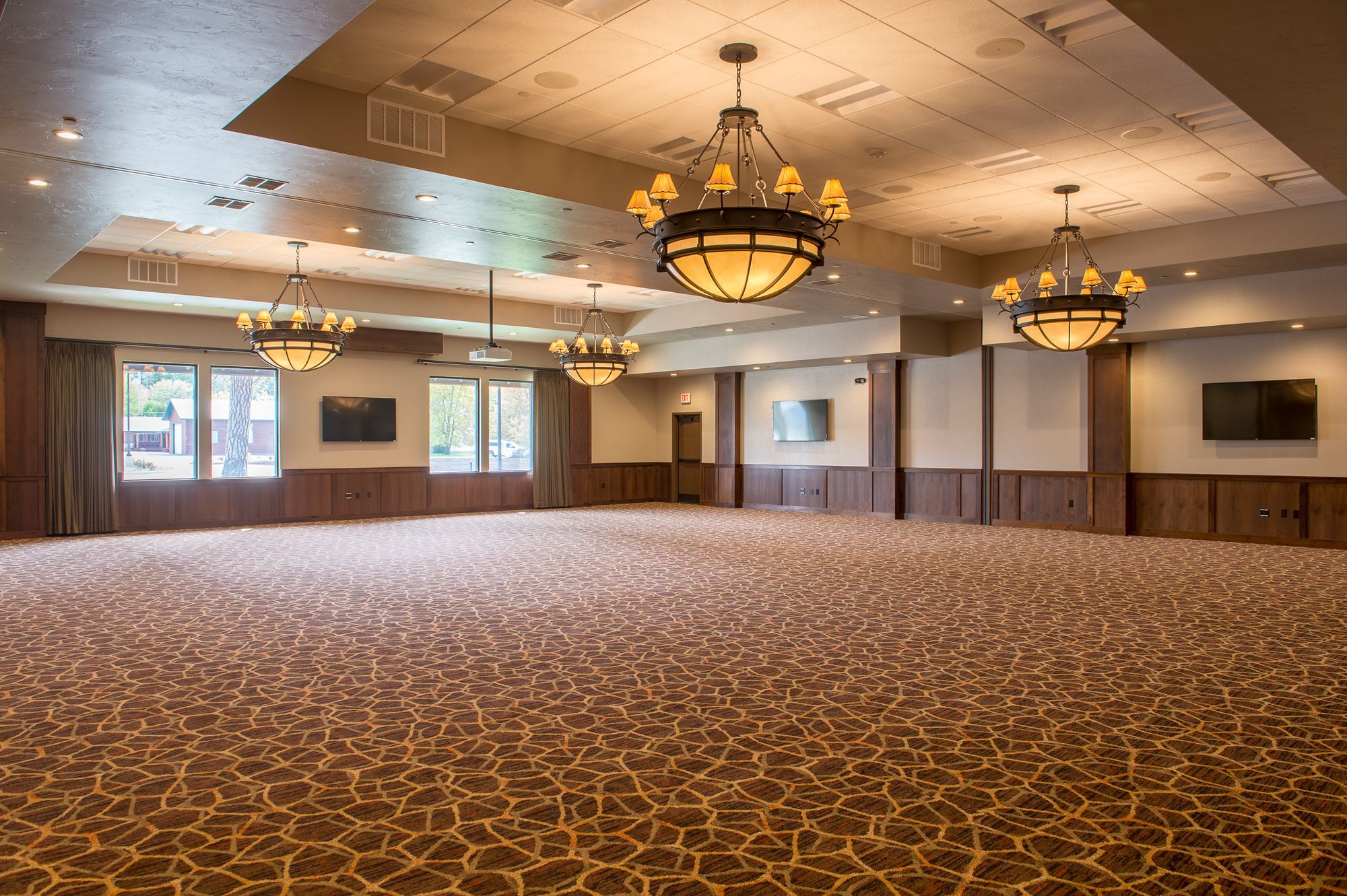 Cedar Creek Lodge Hotel