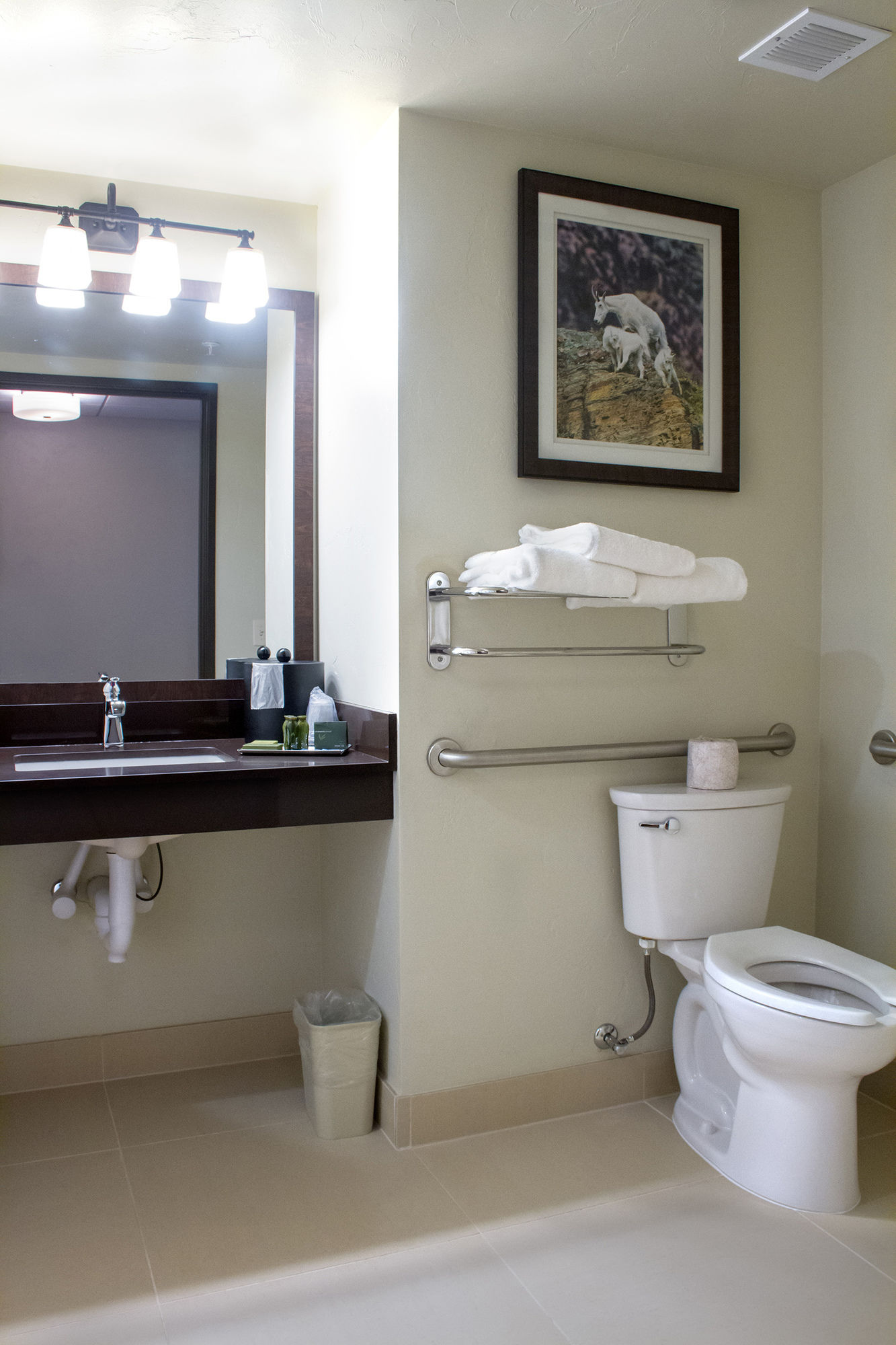 Cedar Creek Lodge Hotel