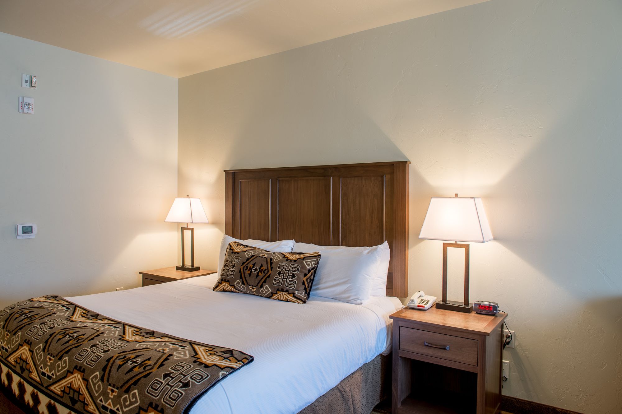 Cedar Creek Lodge Hotel