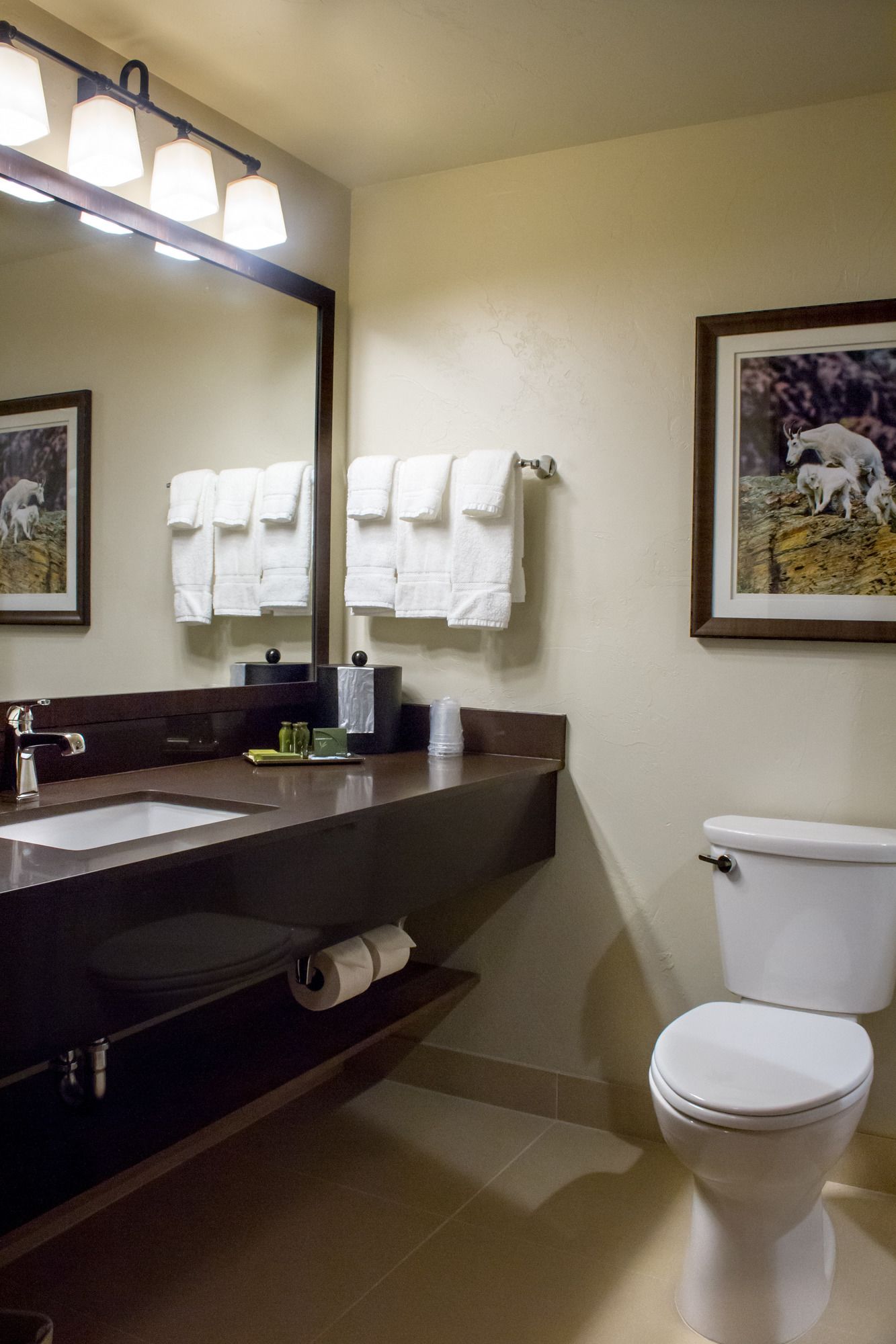 Cedar Creek Lodge Hotel