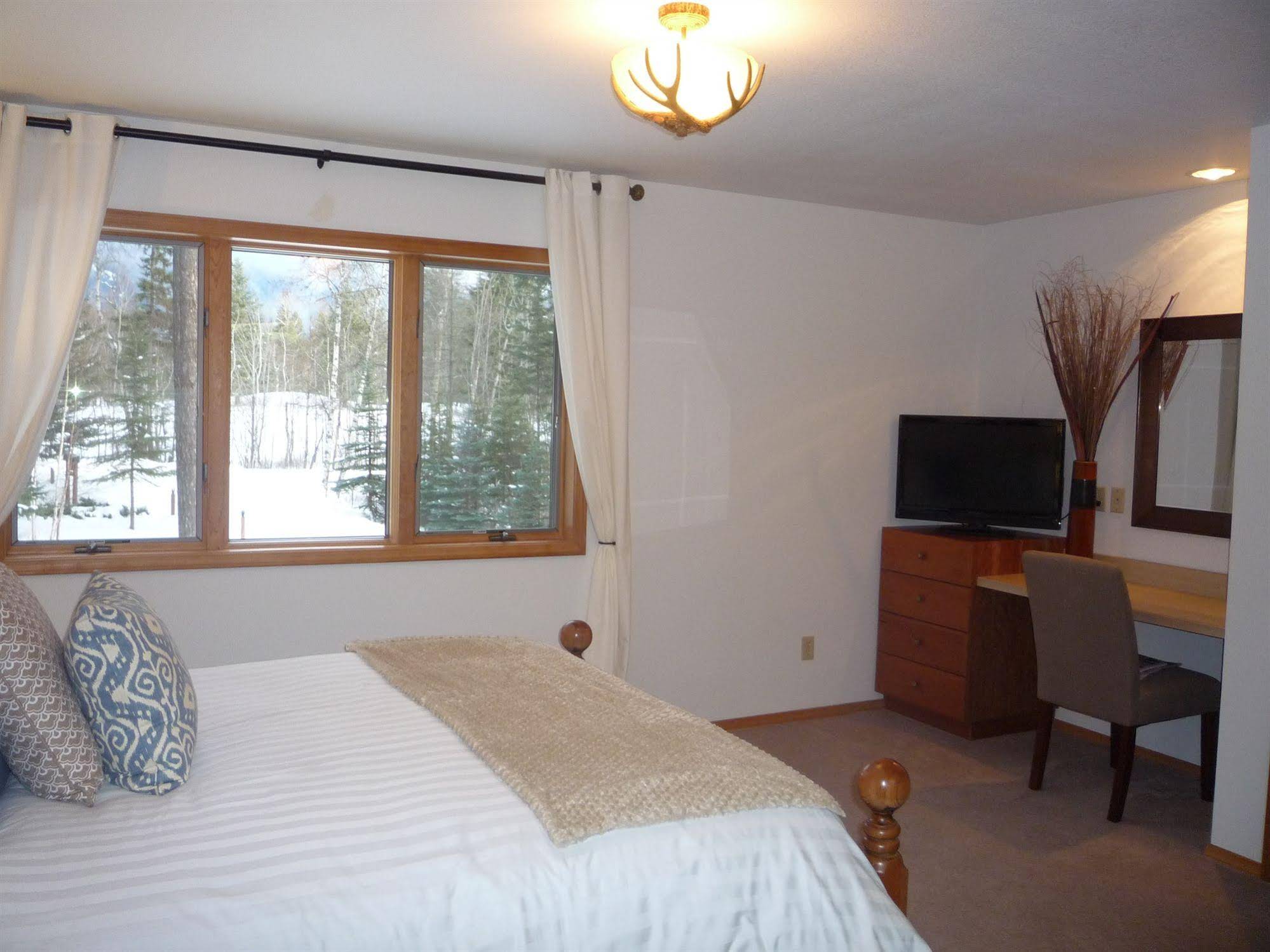 Meadow Lake View Bed and Breakfast