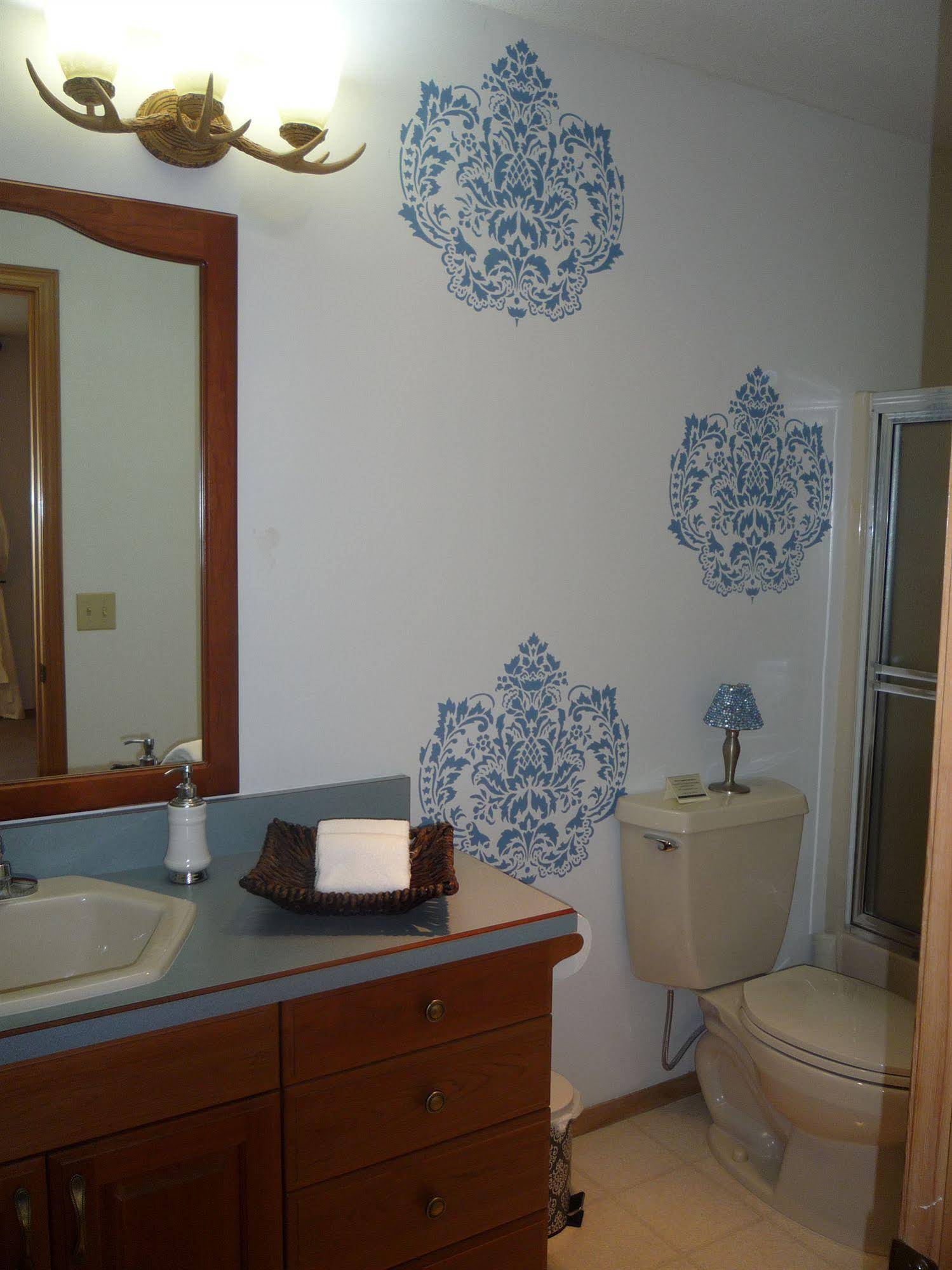Meadow Lake View Bed and Breakfast