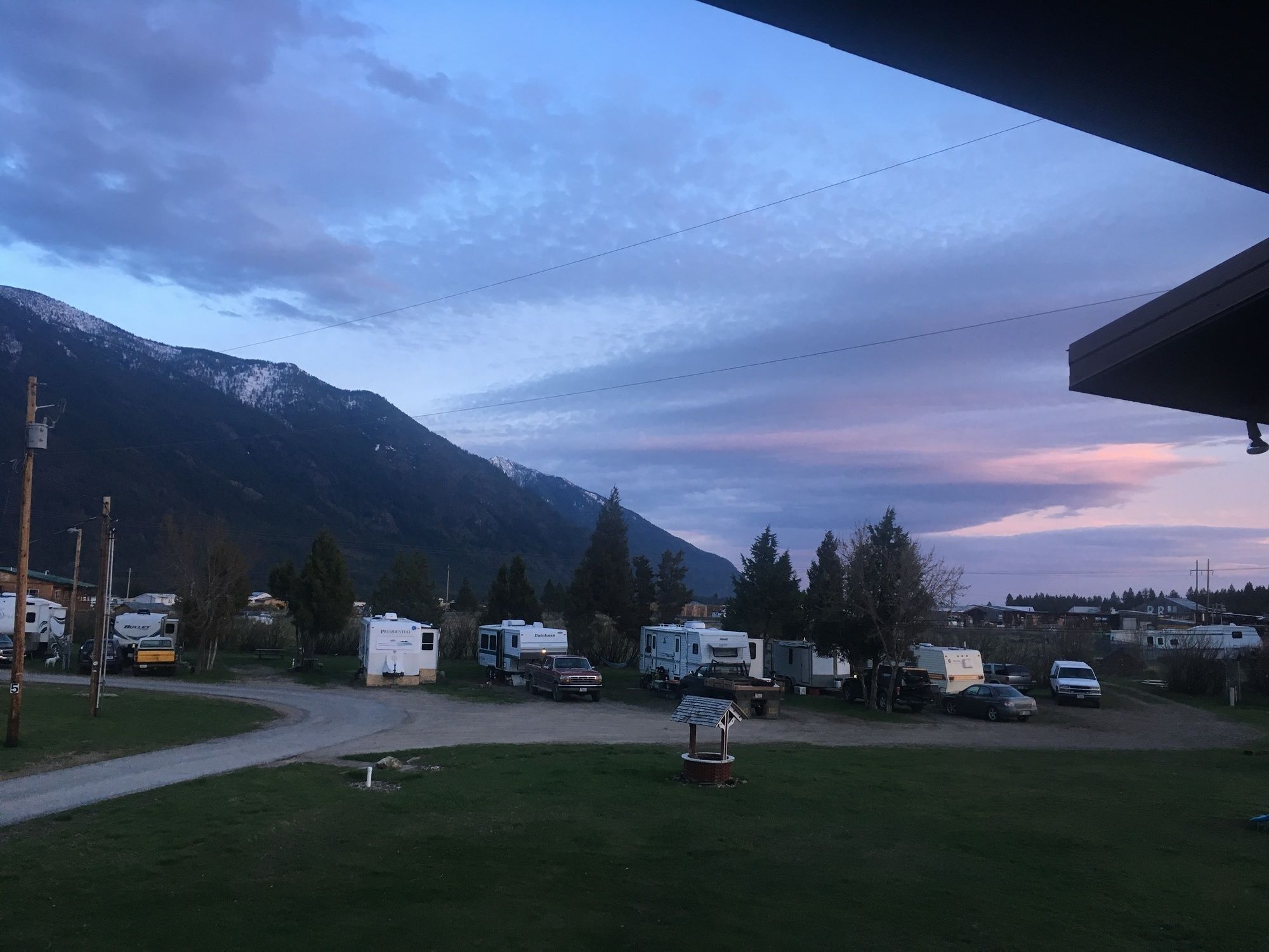 Western Inn Glacier Park