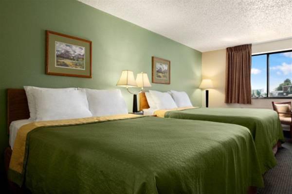 Super 8 by Wyndham Conrad