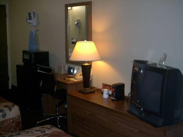 Super 8 by Wyndham Conrad
