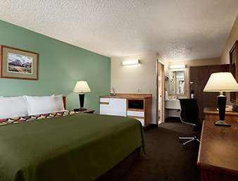 Super 8 by Wyndham Conrad