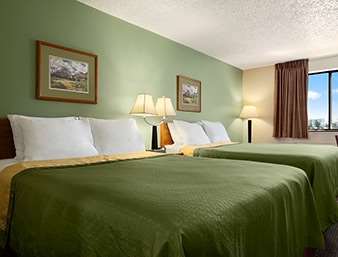 Super 8 by Wyndham Conrad