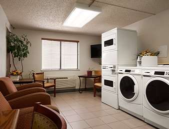Super 8 by Wyndham Conrad